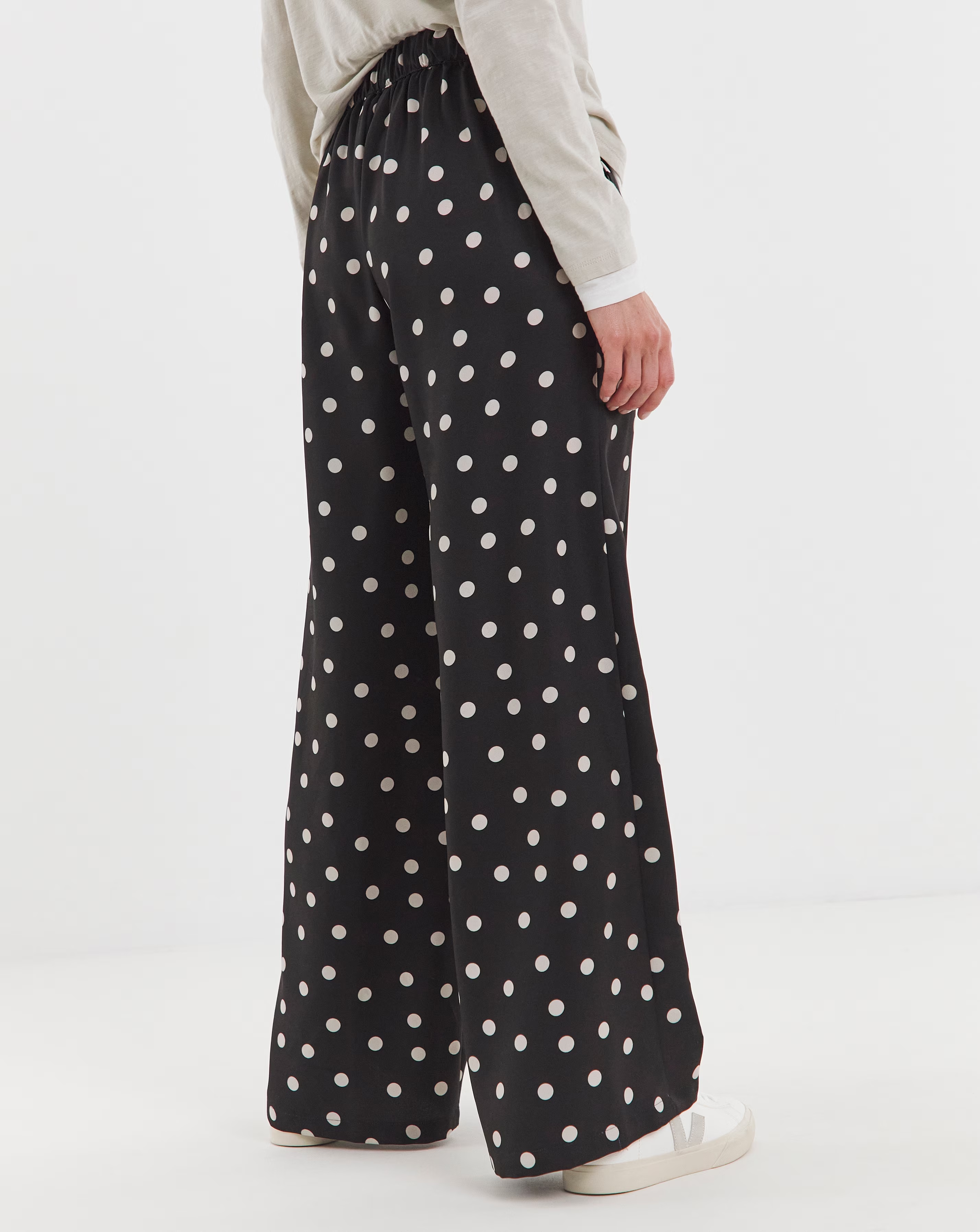 Spot Print Textured Wide Leg Trouser 4 Spot Print Textured Wide Leg Trouser