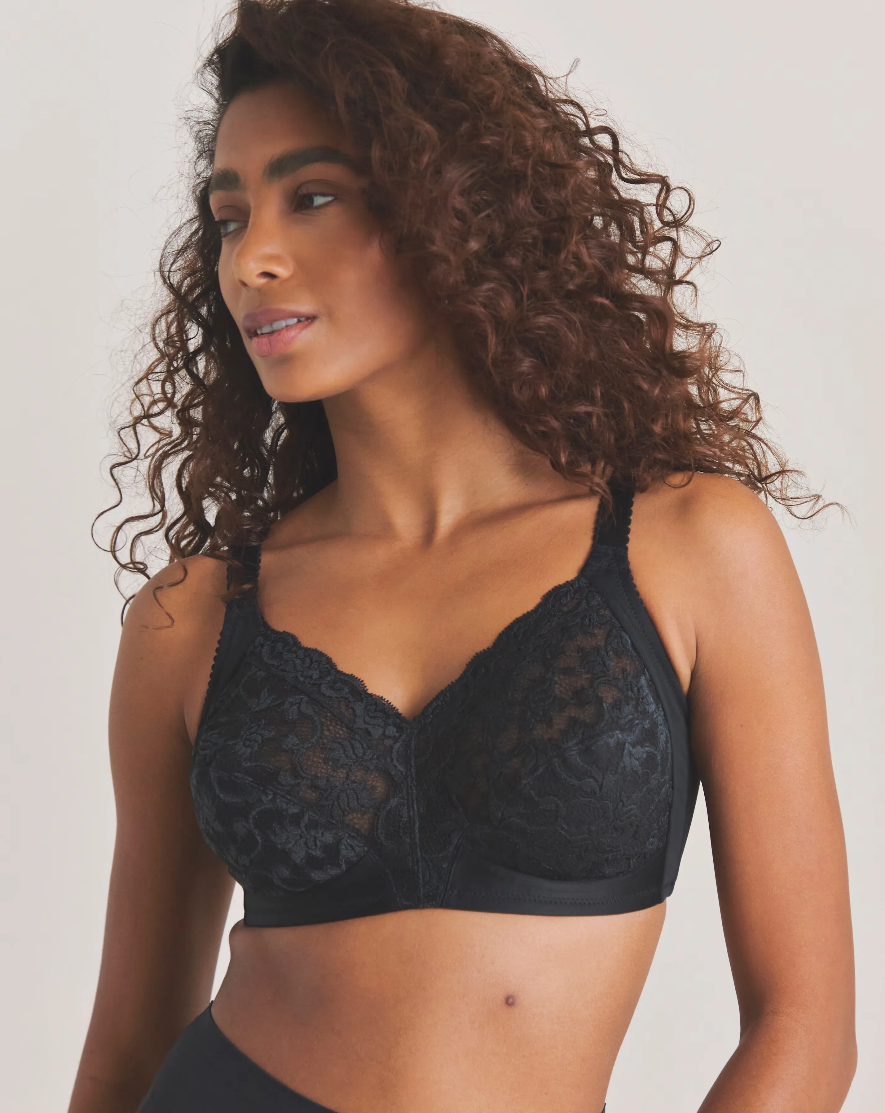 Triumph Delicate Doreen Non Wired Bra 1 Triumph Delicate Doreen Non Wired Bra