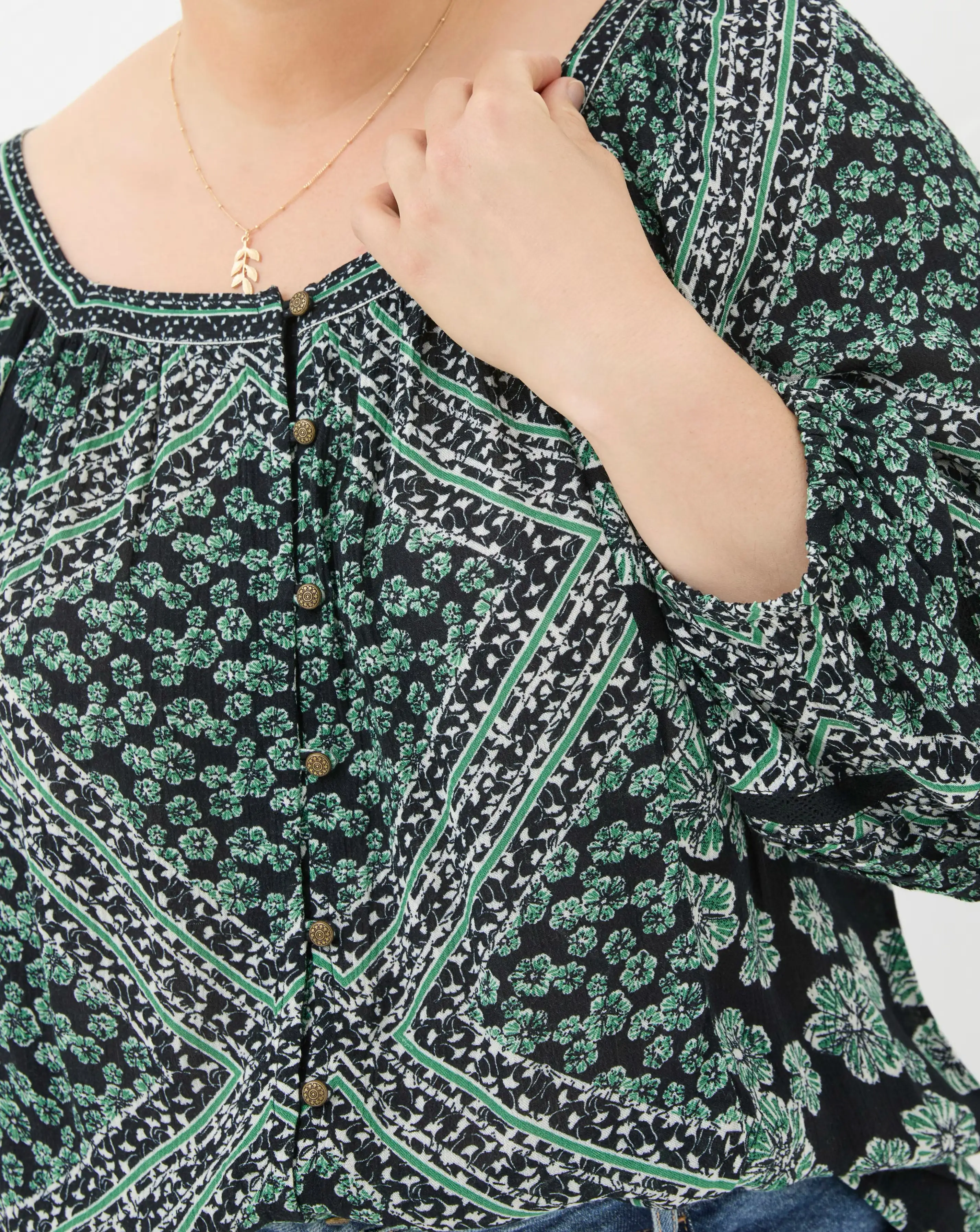 FatFace Caitlin Spaced Floral Tunic 6 FatFace Caitlin Spaced Floral Tunic