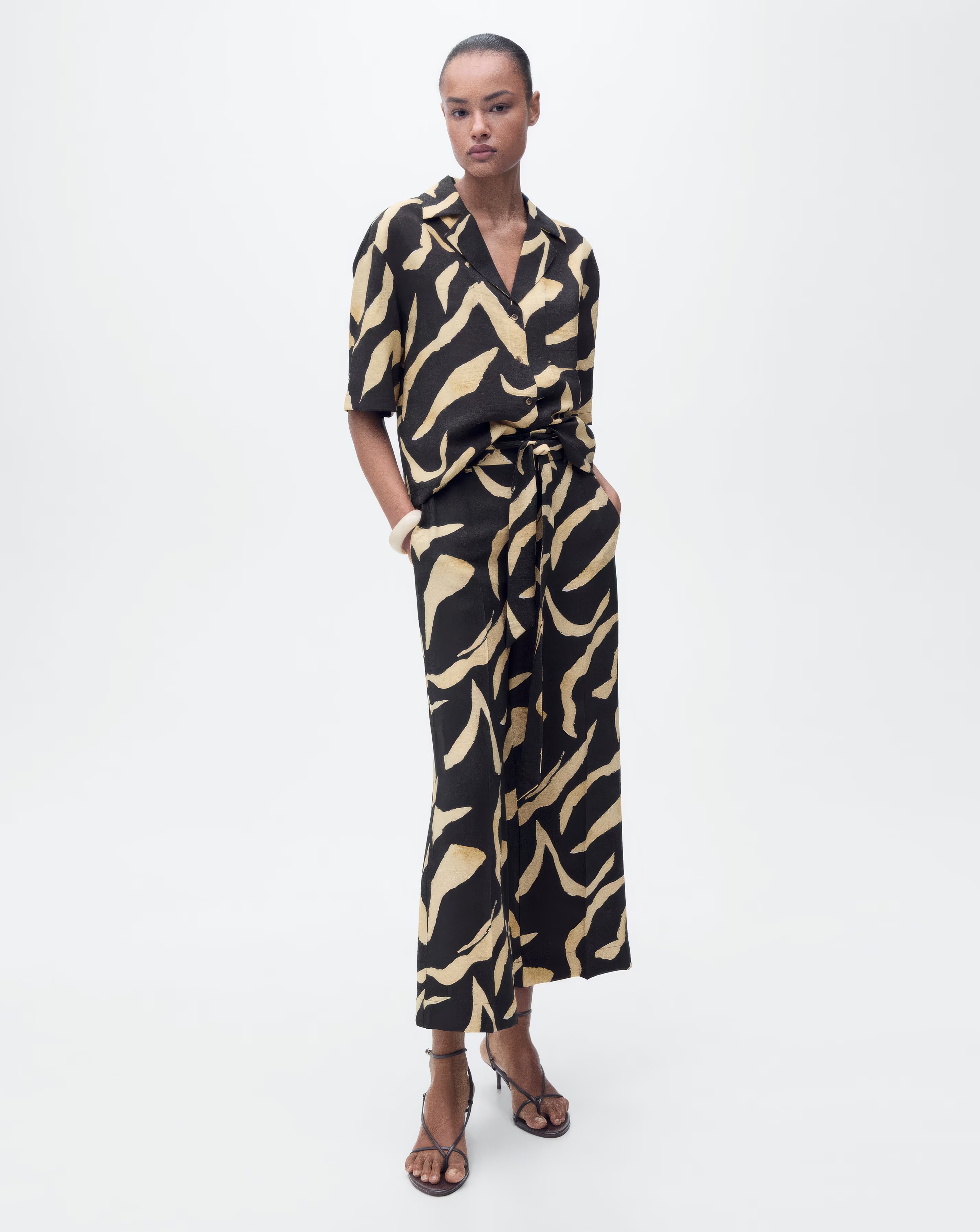 Mango Printed Short-Sleeved Shirt 4 Mango Printed Short-Sleeved Shirt