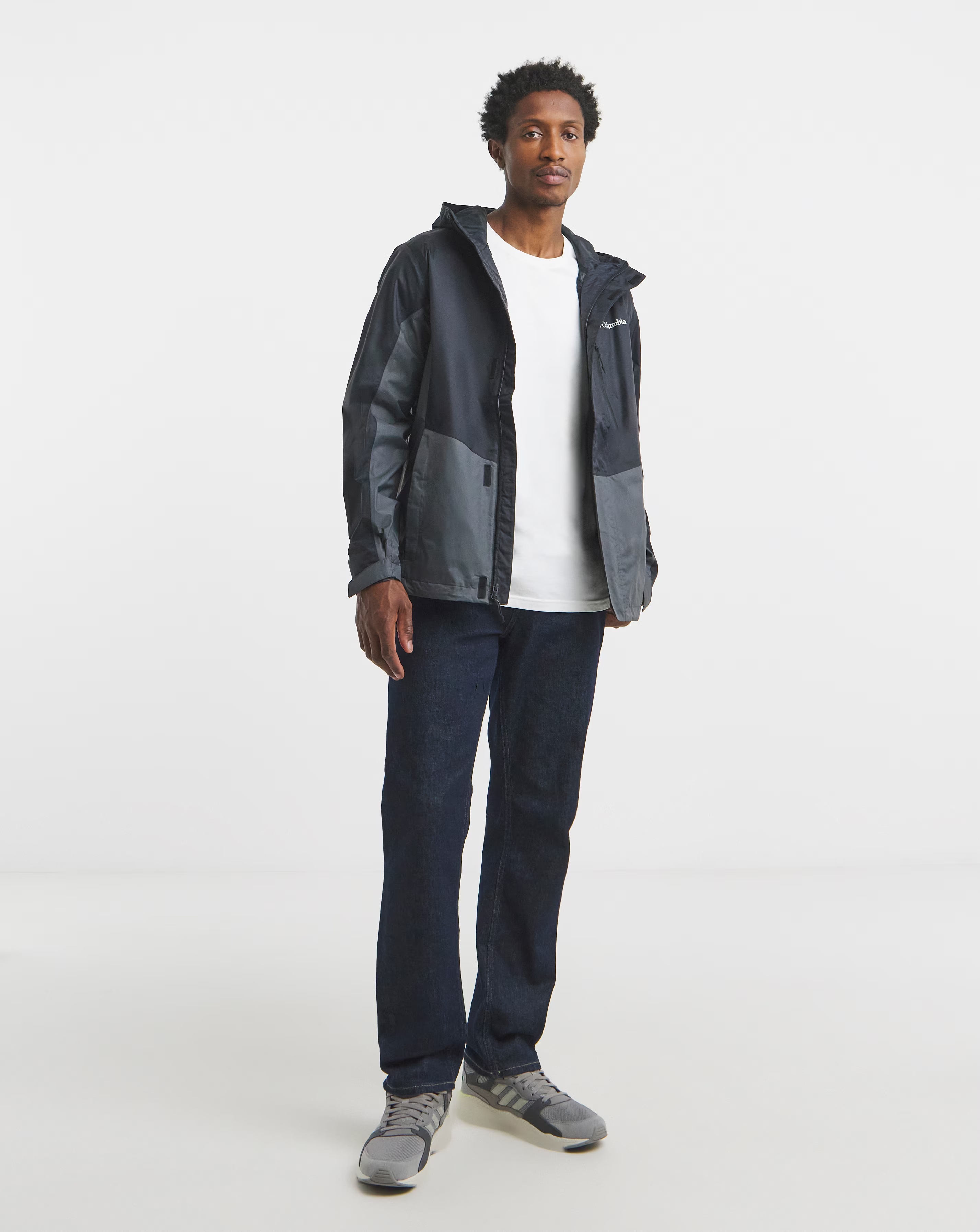 Columbia Pouring Adventure III Jacket 2 Columbia Pouring Adventure III Jacket
