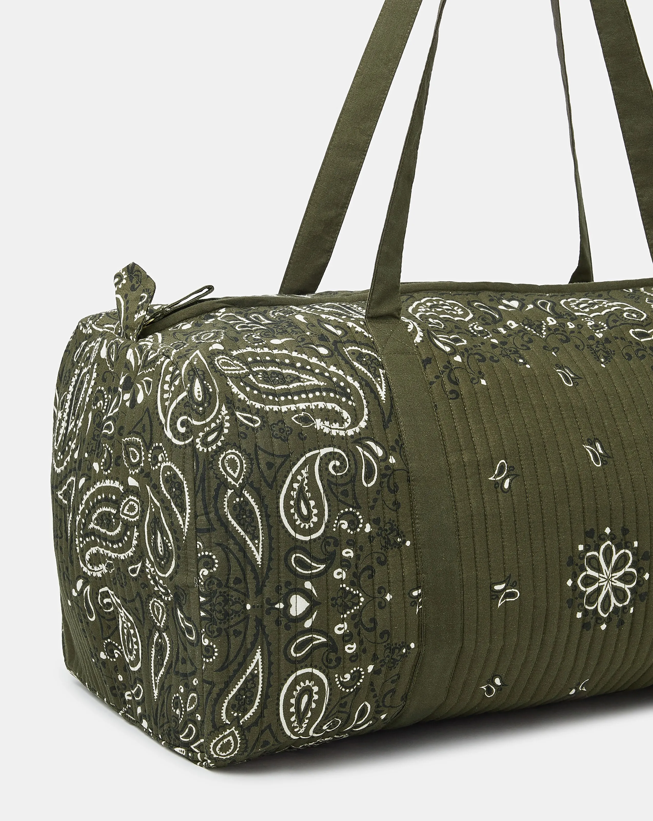 Accessorize Paisley Quilted Weekender 4 Accessorize Paisley Quilted Weekender