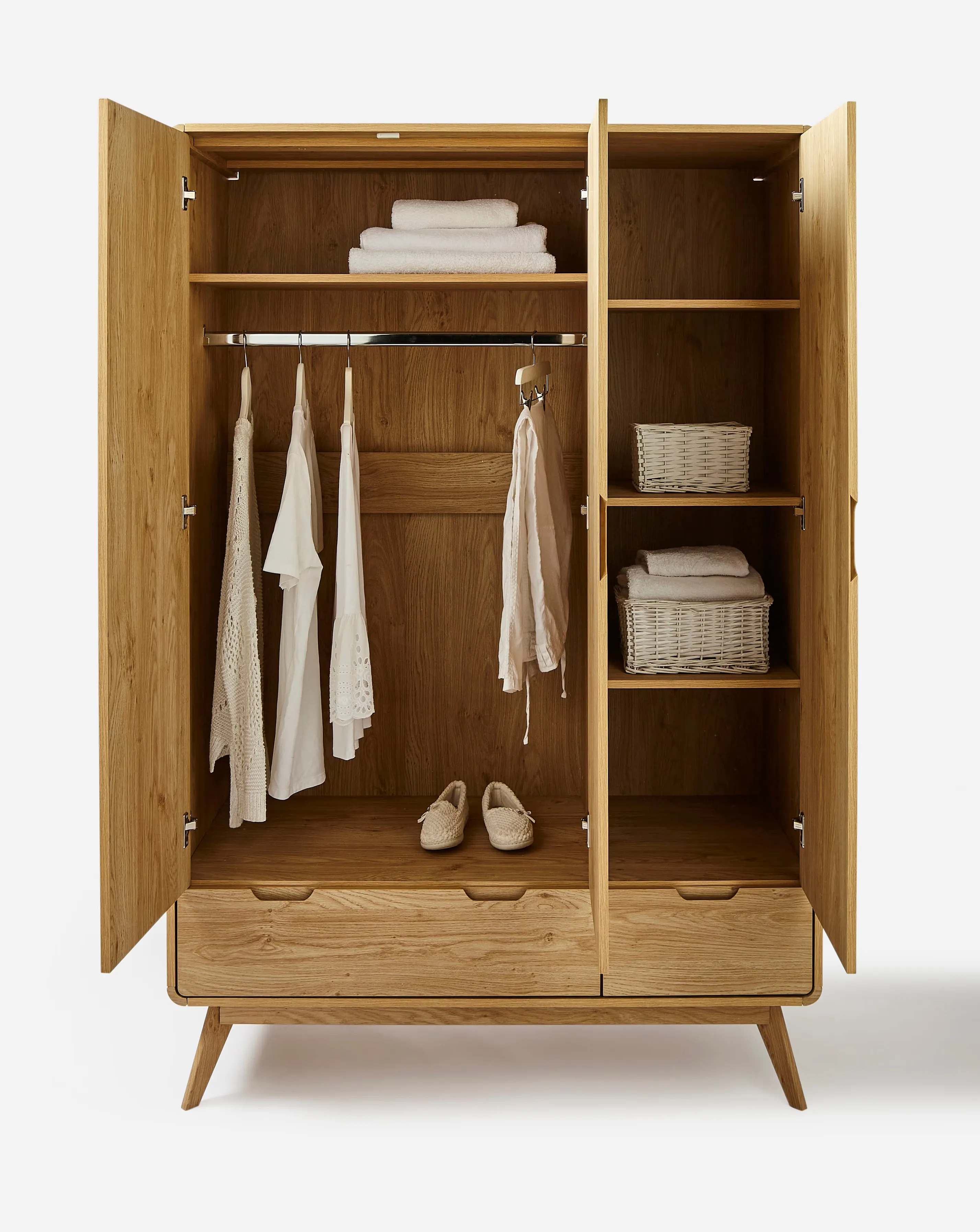Oslo 3 Door 2 Drawer Wardrobe 3 Oslo 3 Door 2 Drawer Wardrobe