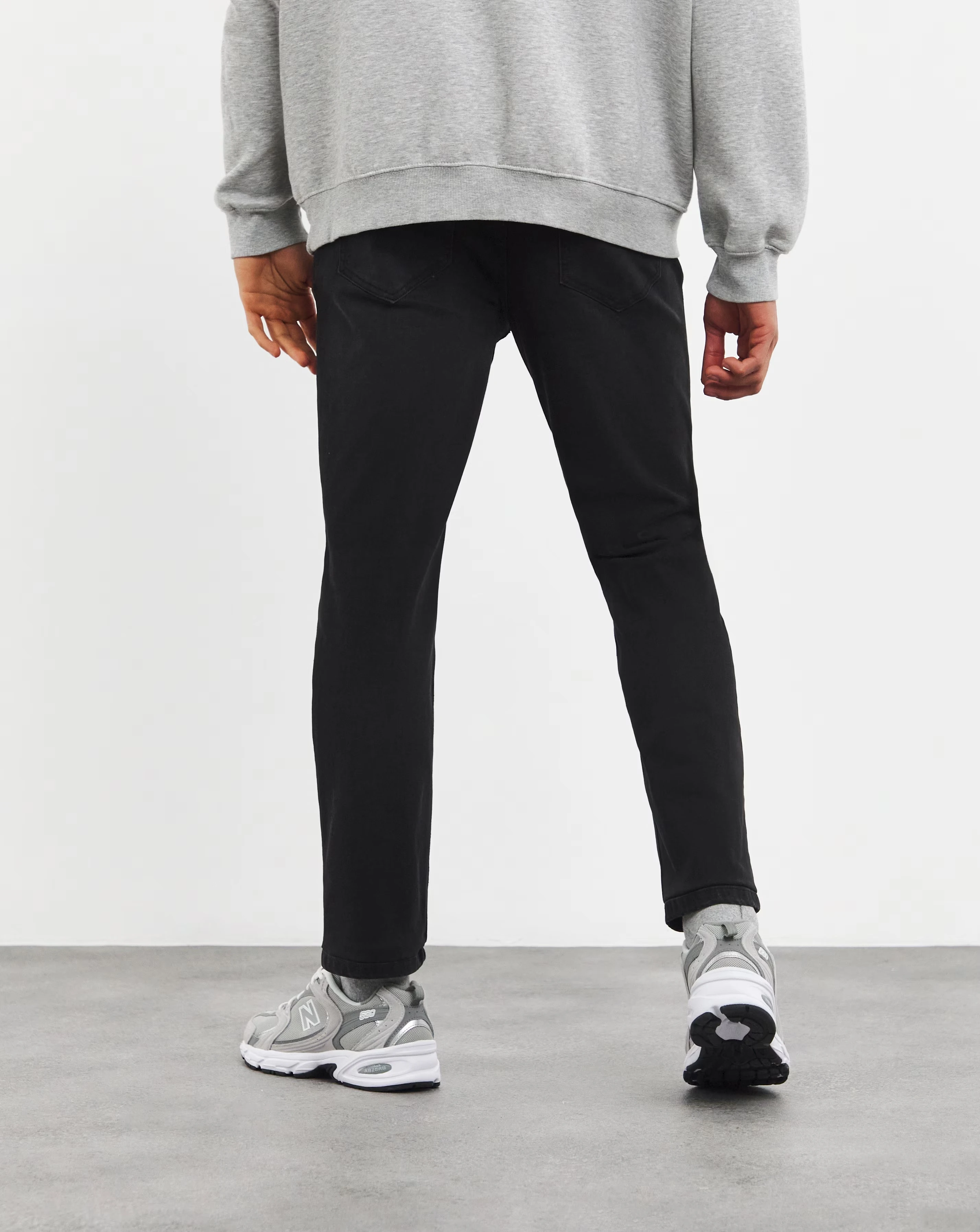 Tapered Fit Stretch Jeans Blackwash 2 Tapered Fit Stretch Jeans Blackwash