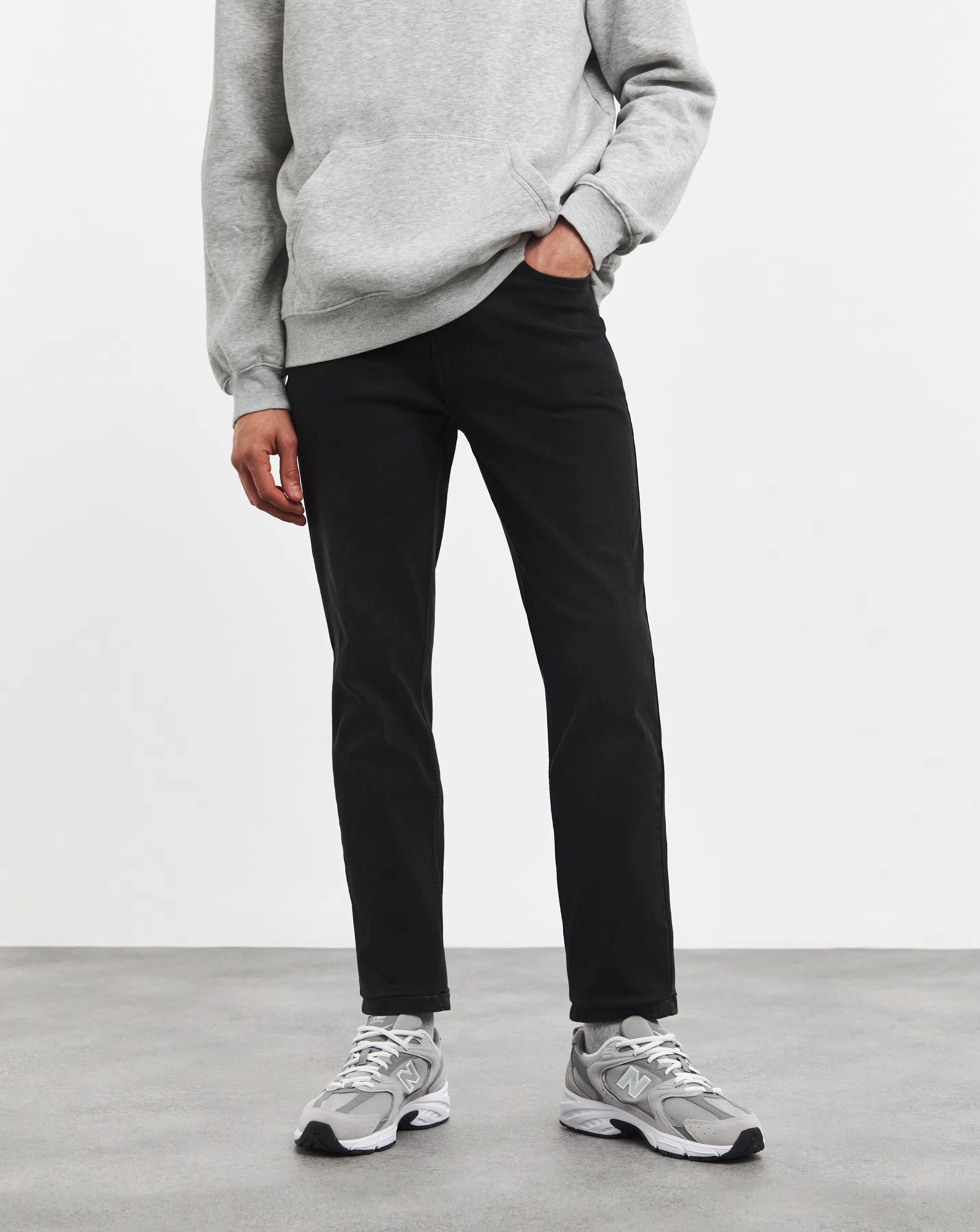 Tapered Fit Stretch Jeans Blackwash 4 Tapered Fit Stretch Jeans Blackwash