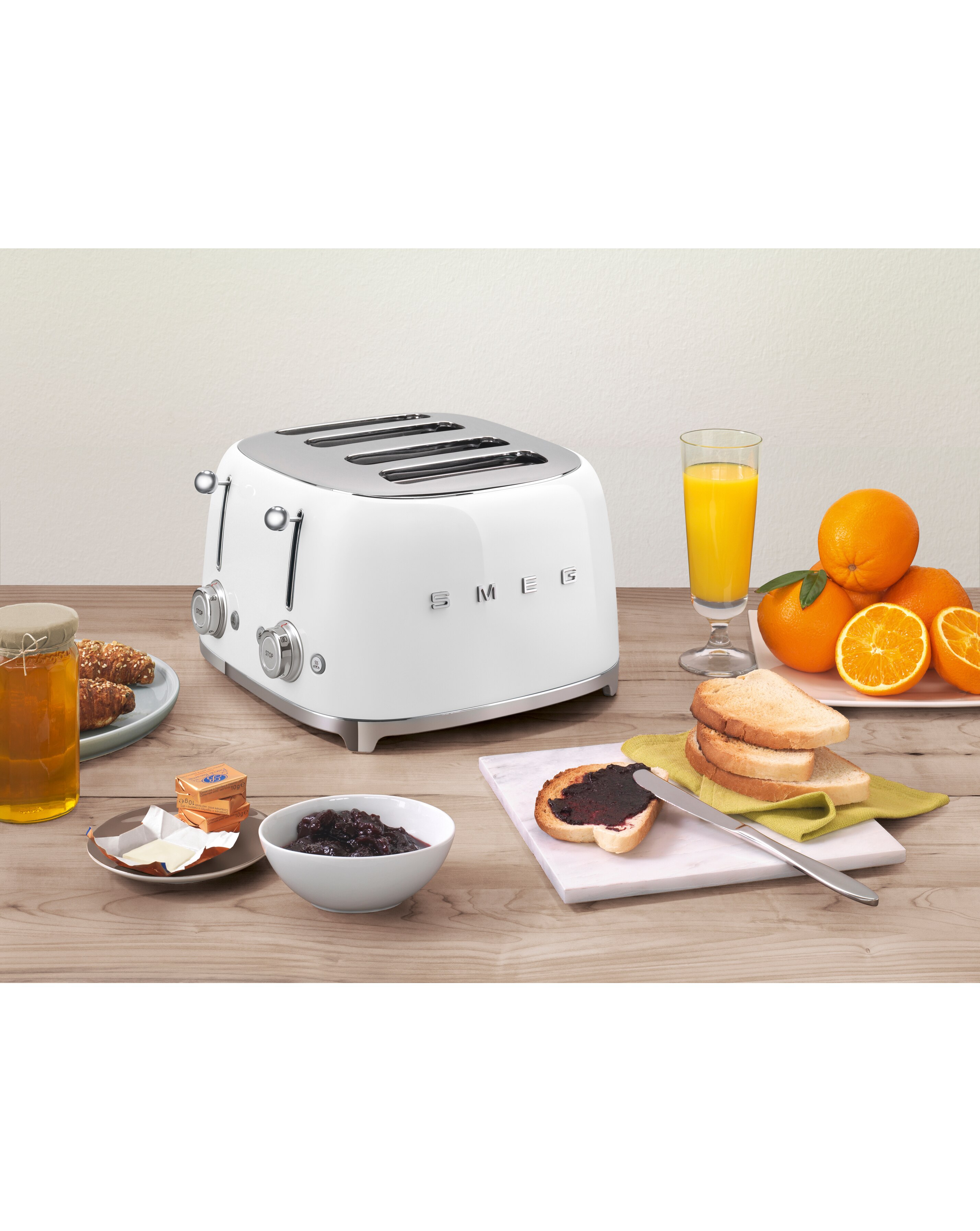 Smeg TSF03 4 Slice White Toaster 5 Smeg TSF03 4 Slice White Toaster
