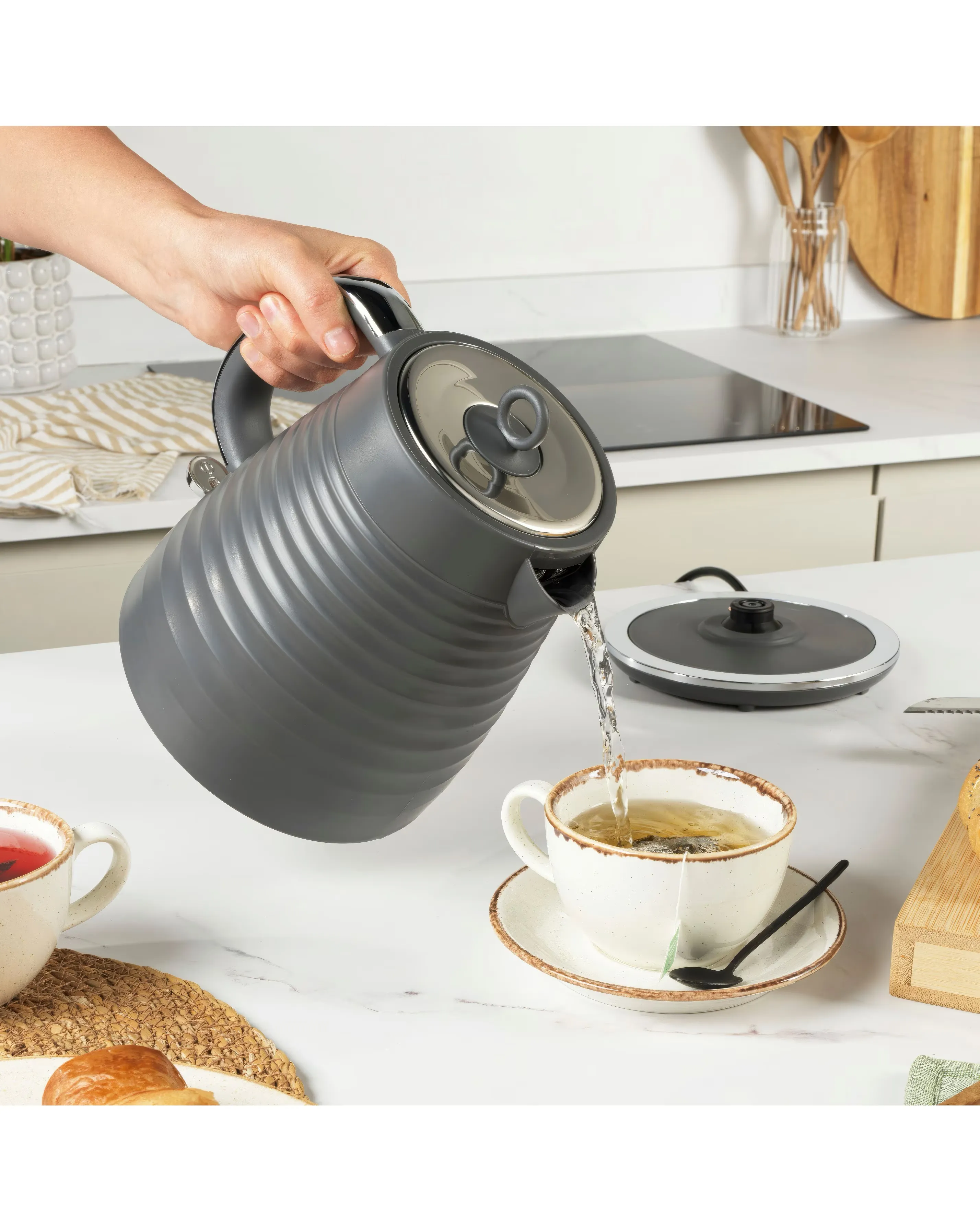 Salter Ripple Kettle and Toaster 7 Salter Ripple Kettle and Toaster