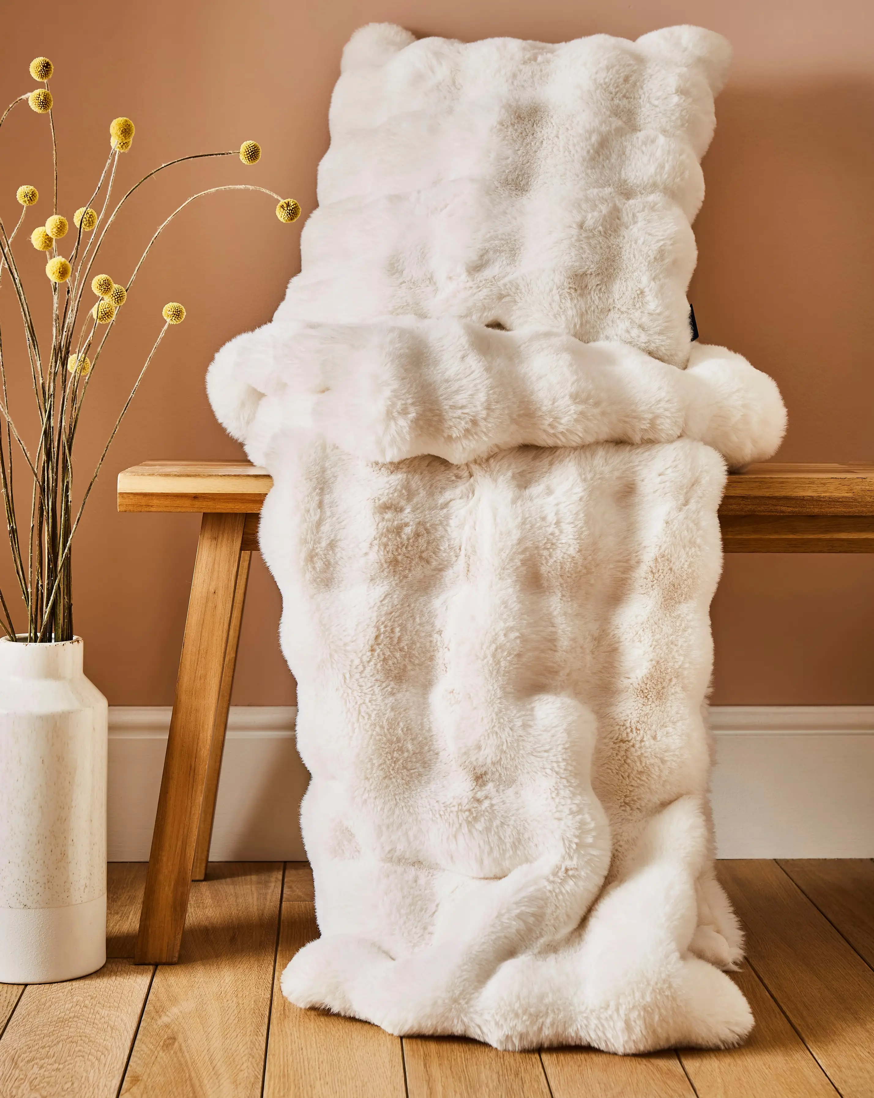 Gray & Osbourn Bubble Faux Fur Throw 2 Gray & Osbourn Bubble Faux Fur Throw