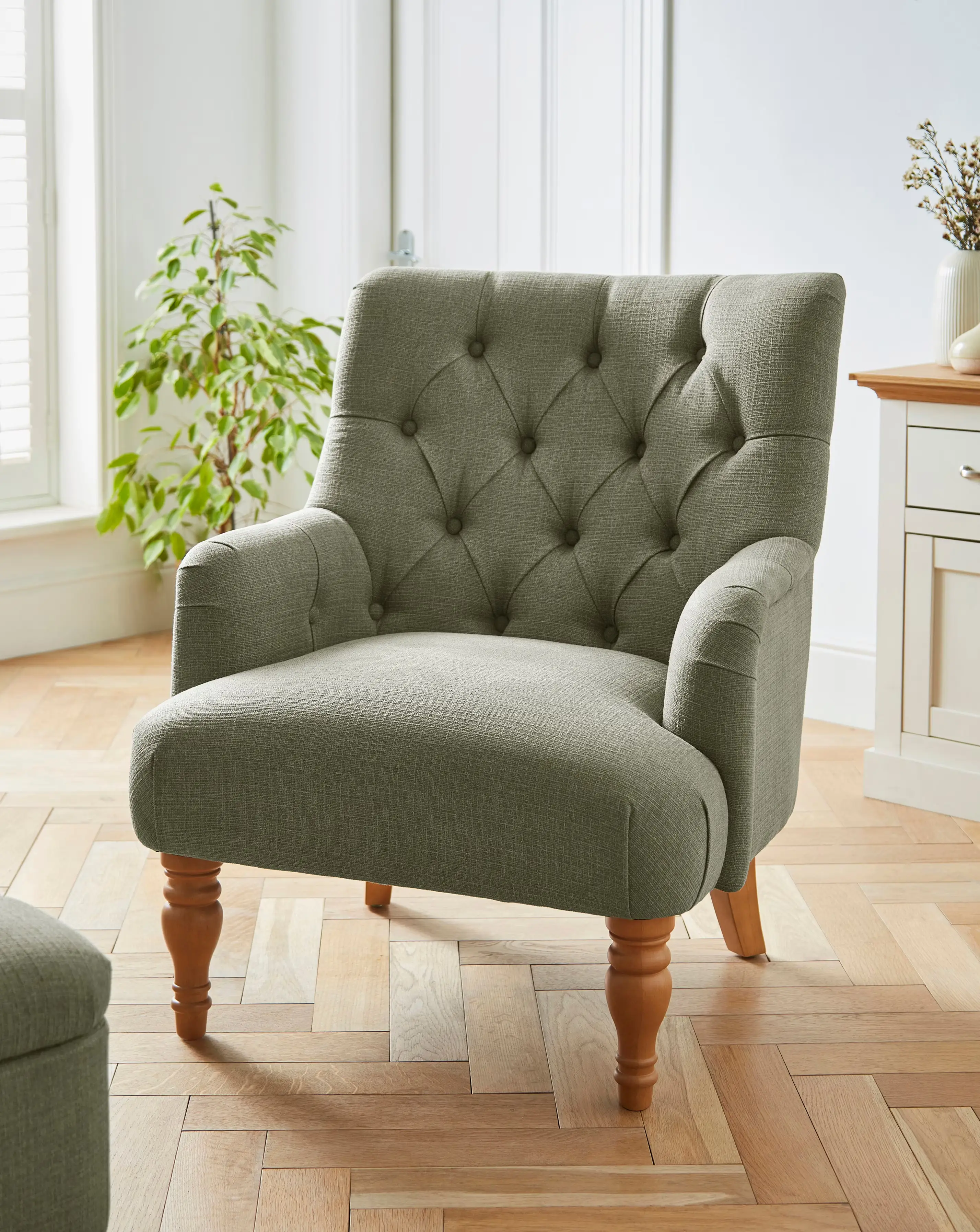 Julipa Mae Accent Chair 1 Julipa Mae Accent Chair