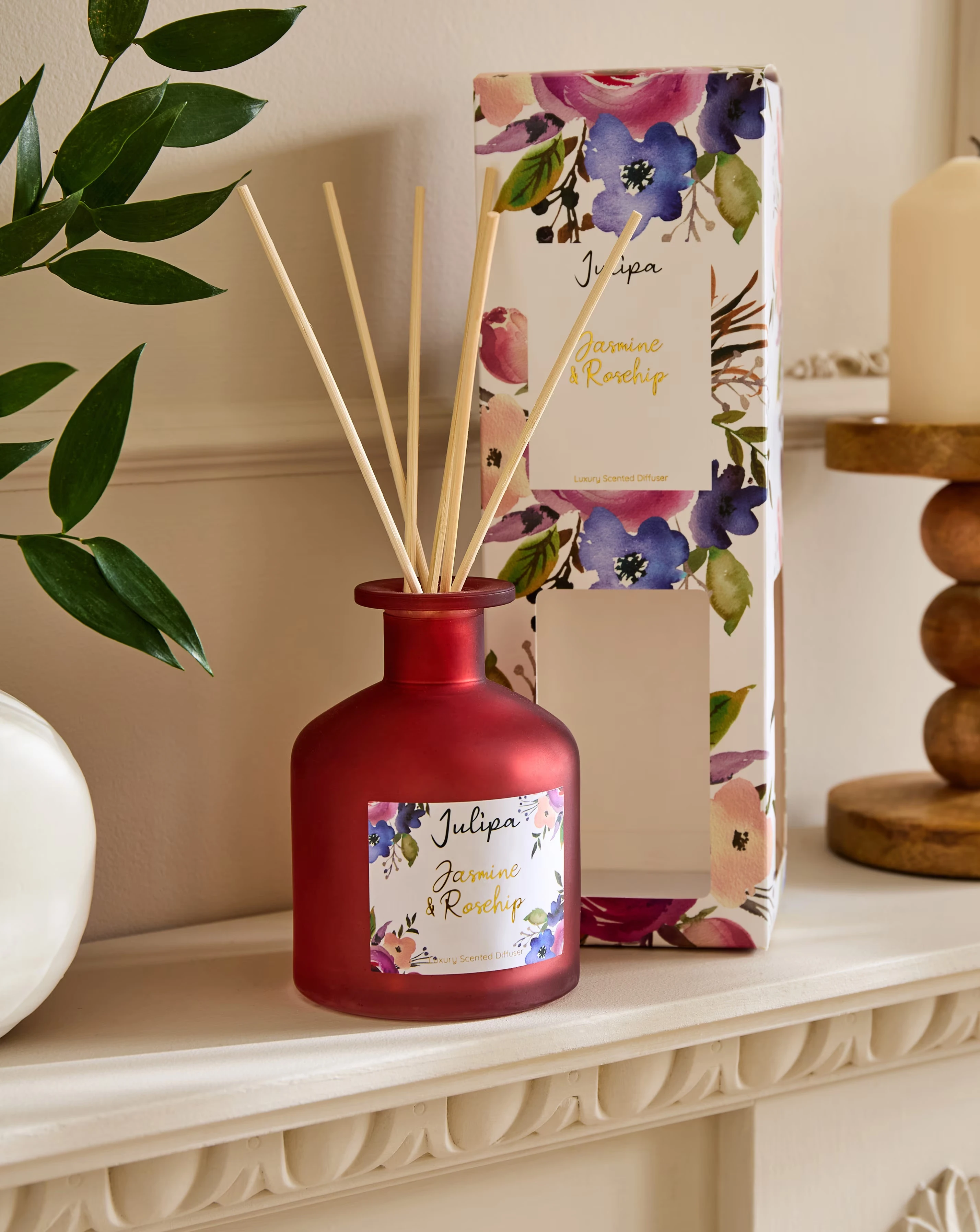 Julipa Jasmine & Rosehip Reed Diffuser 250ml 1 Julipa Jasmine & Rosehip Reed Diffuser 250ml