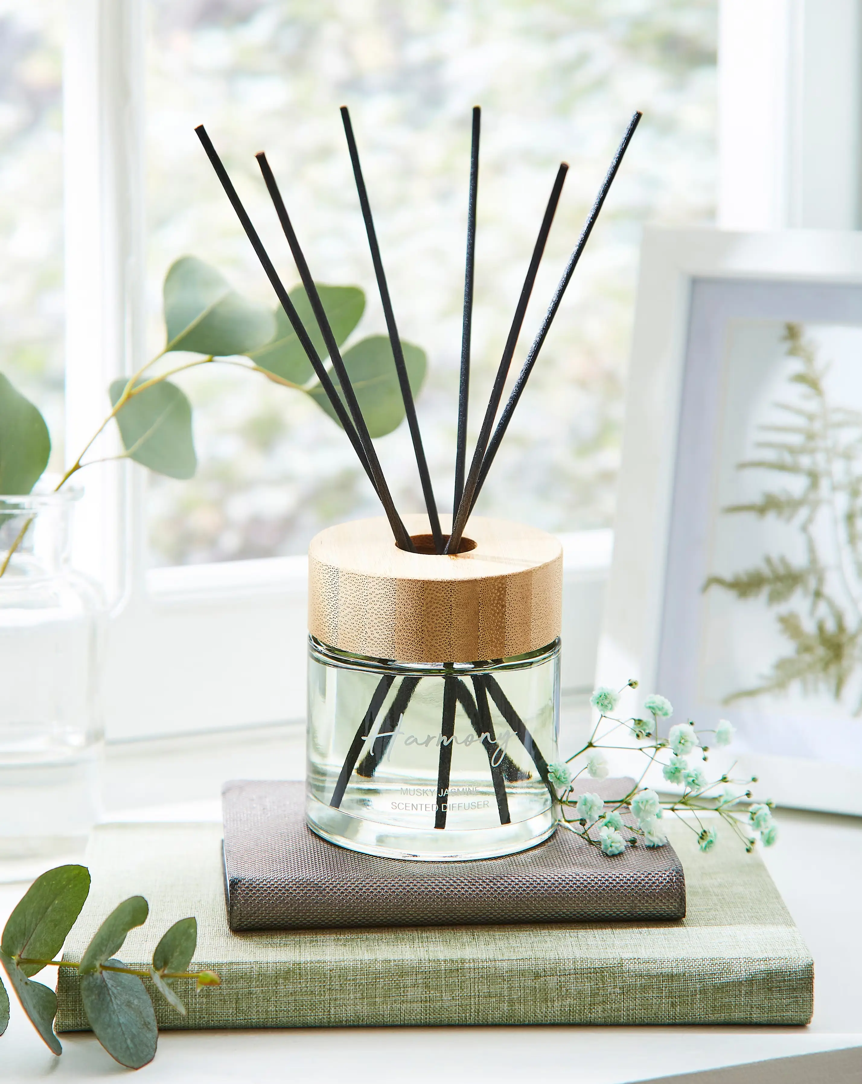 Harmony Musky Jasmine Reed Diffuser 150ml 1 Harmony Musky Jasmine Reed Diffuser 150ml