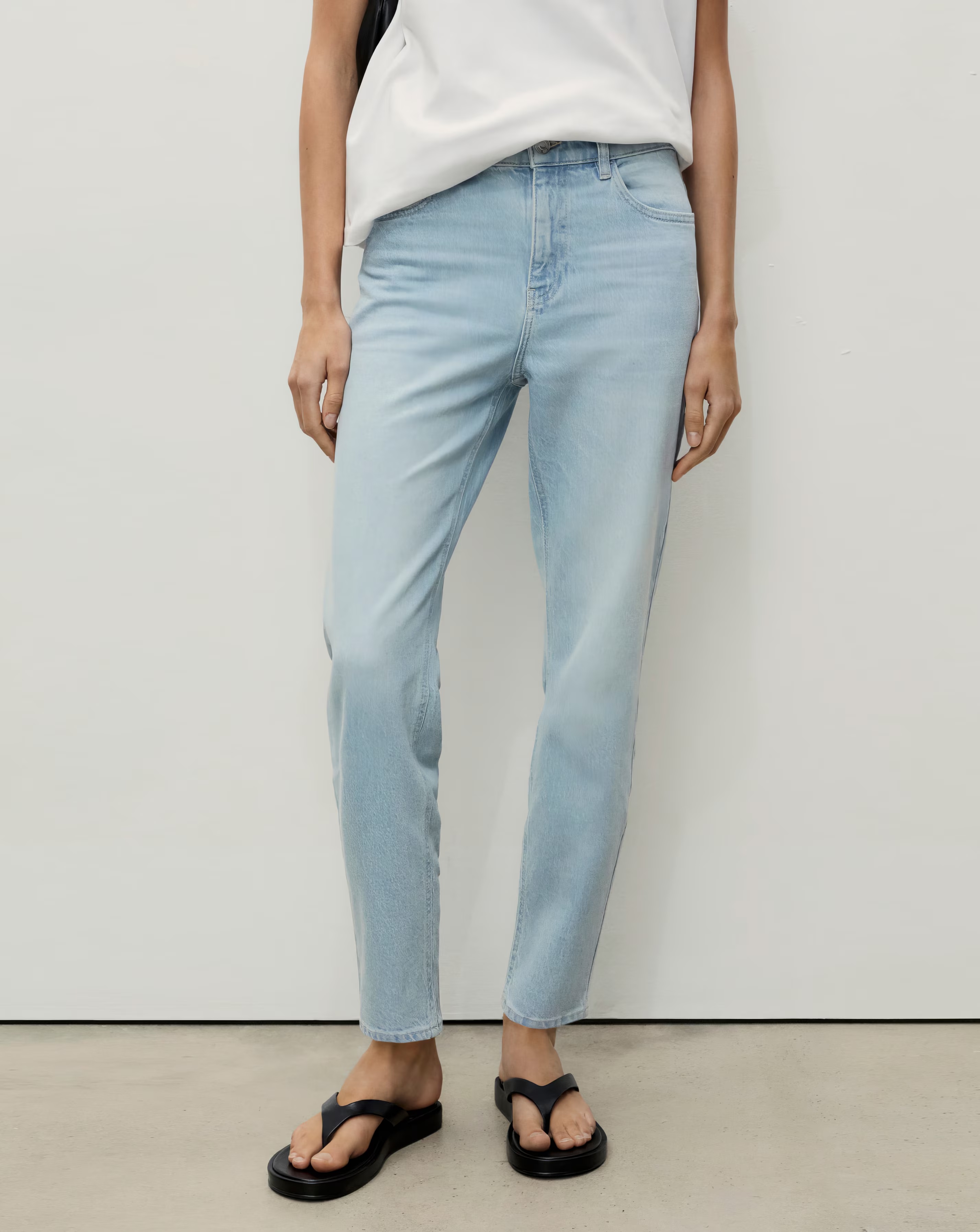 Mango Jeans New Mom 3 Mango Jeans New Mom