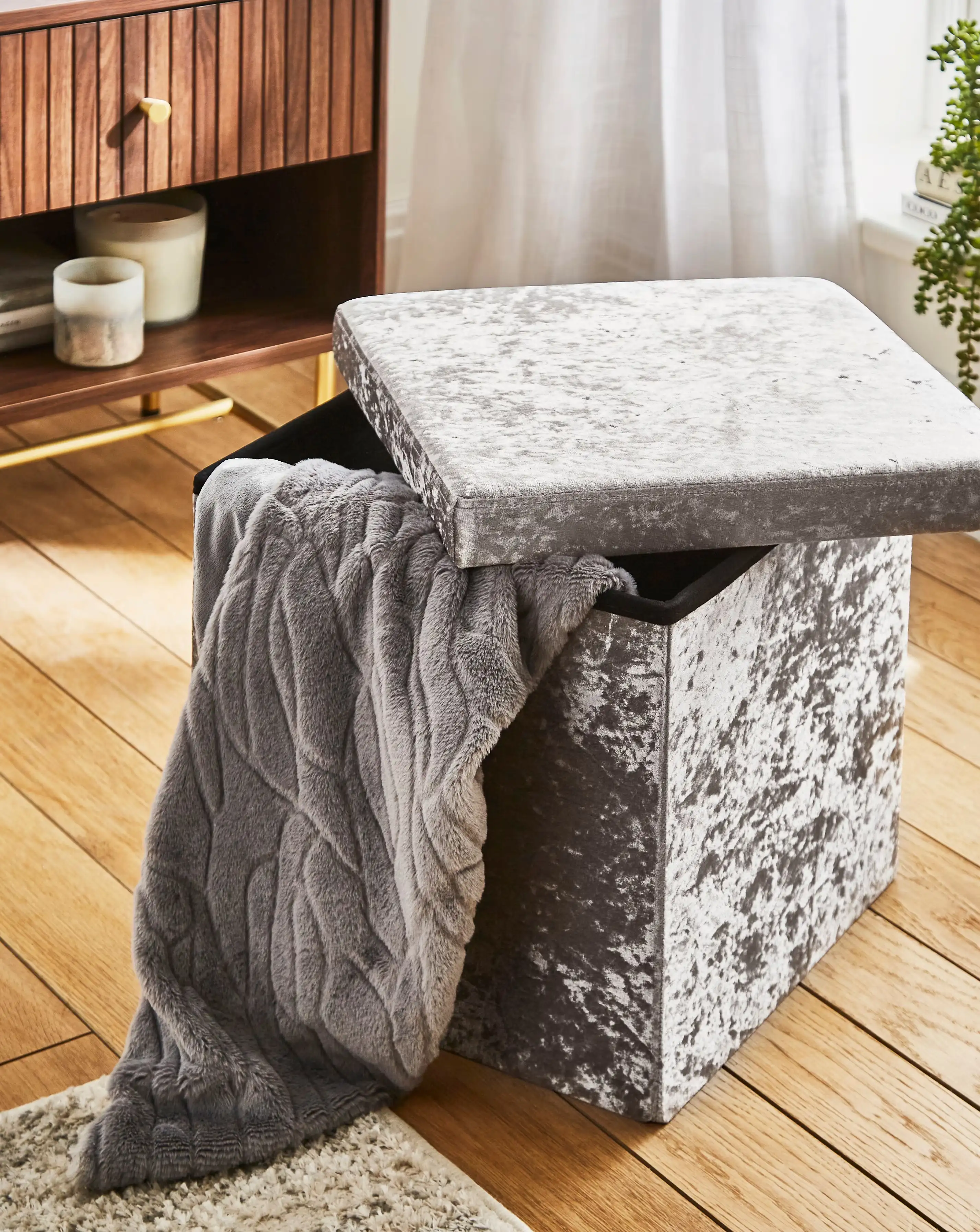 Crushed Velvet Foldable Storage Ottoman Cube 2 Crushed Velvet Foldable Storage Ottoman Cube