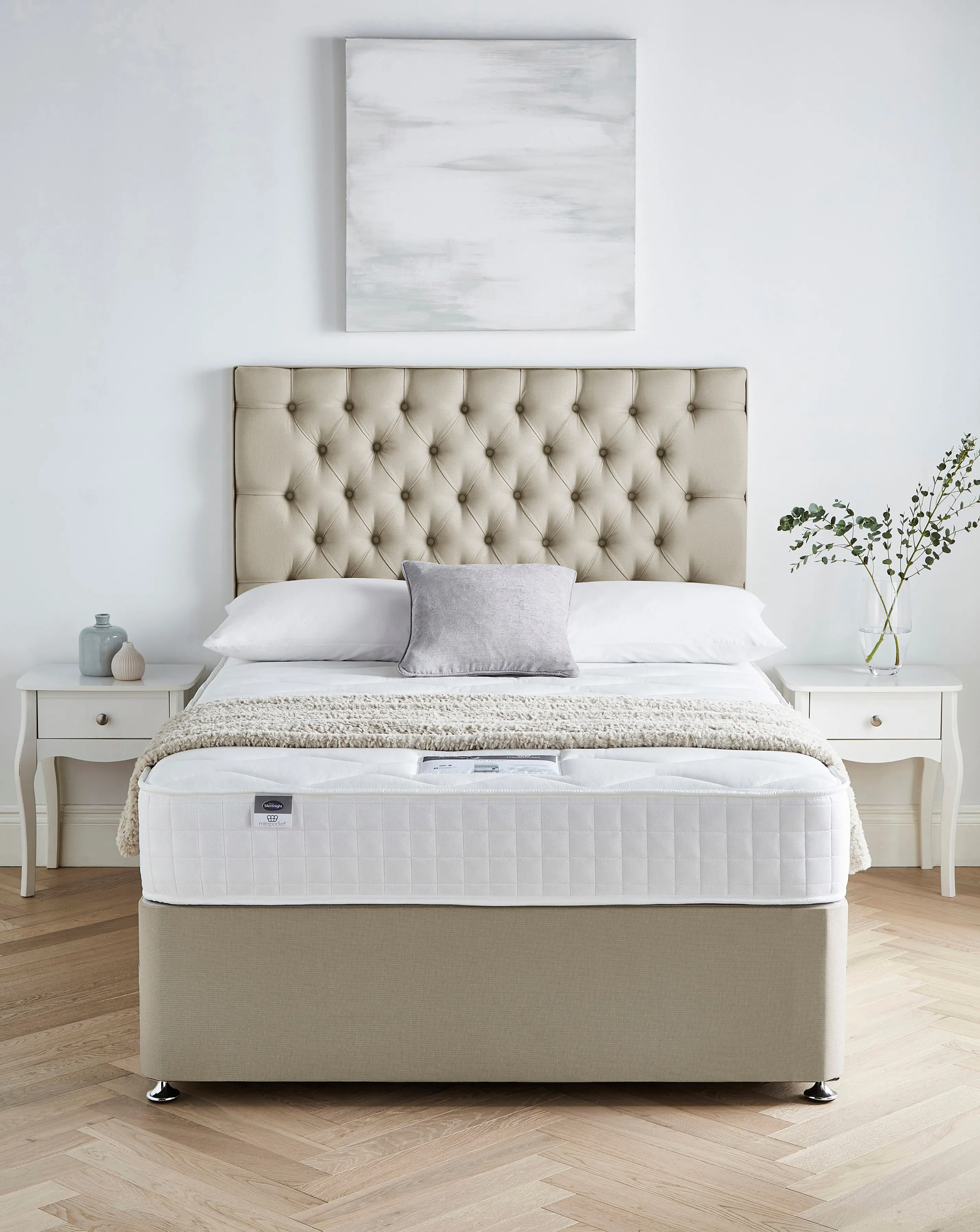 Silentnight 1000 Pocket Divan Set with 2 Drawers 3 Silentnight 1000 Pocket Divan Set with 2 Drawers