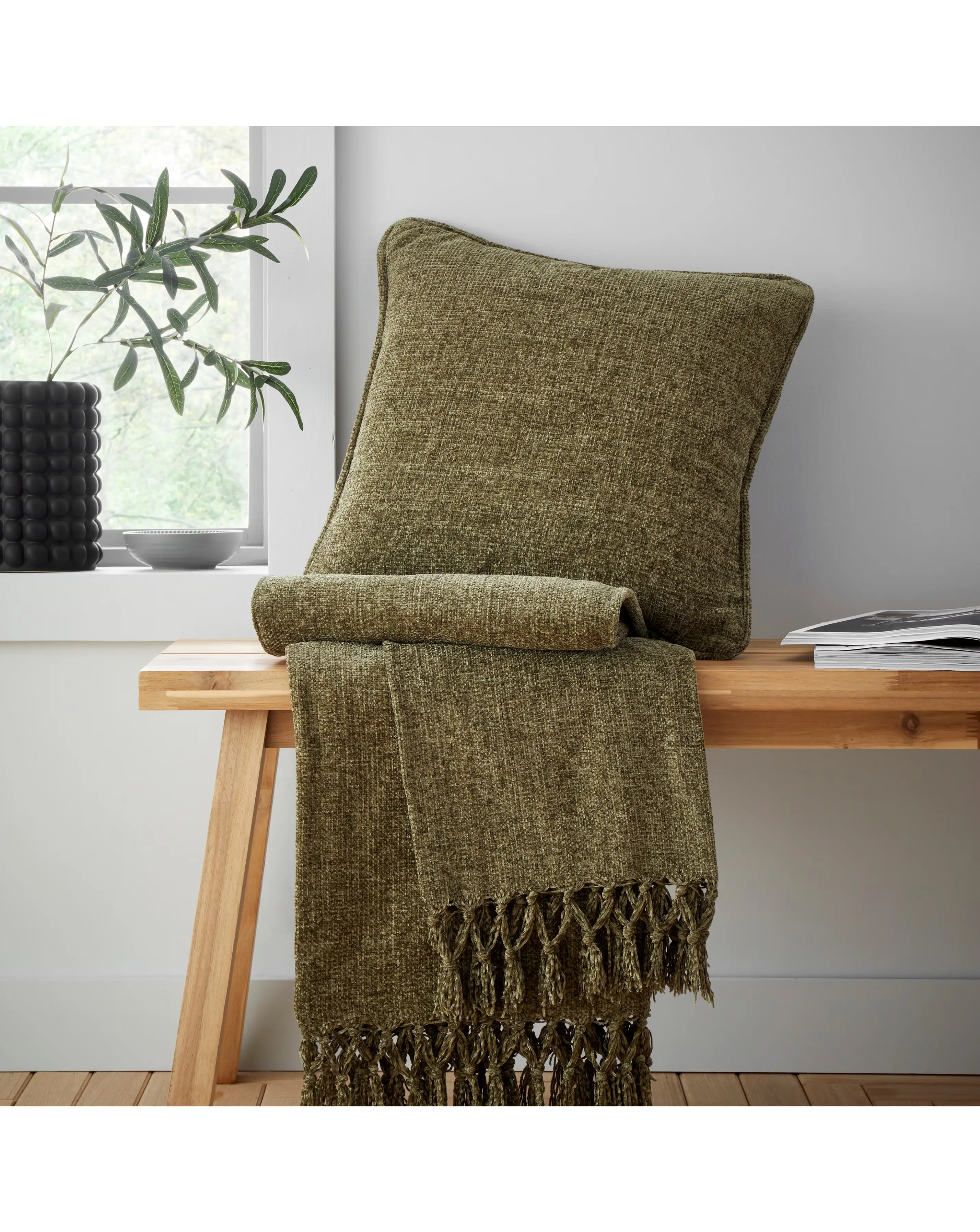Catherine Lansfield Plain Chenille Throw 2 Catherine Lansfield Plain Chenille Throw
