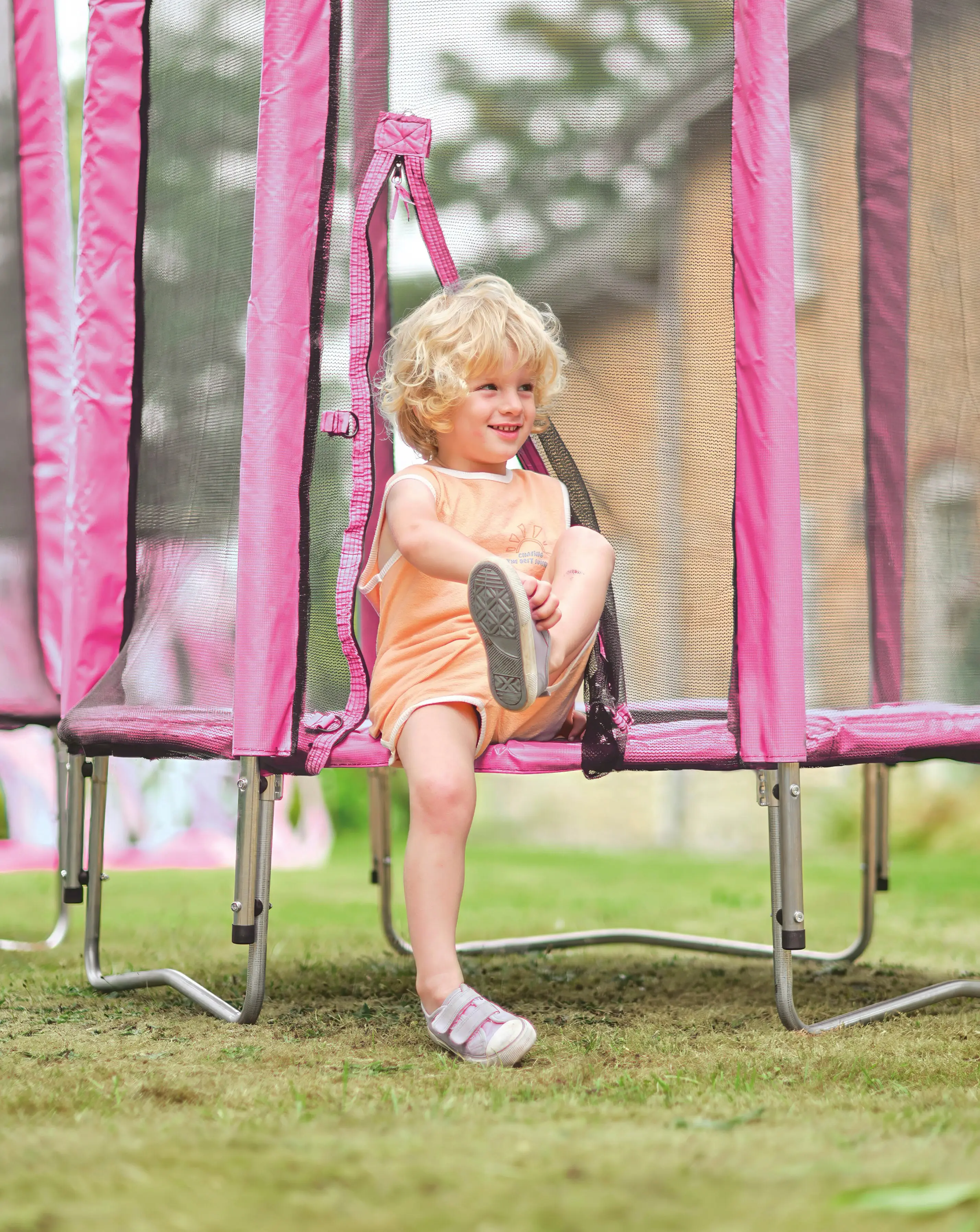 Plum Junior Springsafe 4ft Trampoline & Enclosure - Pink 4 Plum Junior Springsafe 4ft Trampoline & Enclosure - Pink