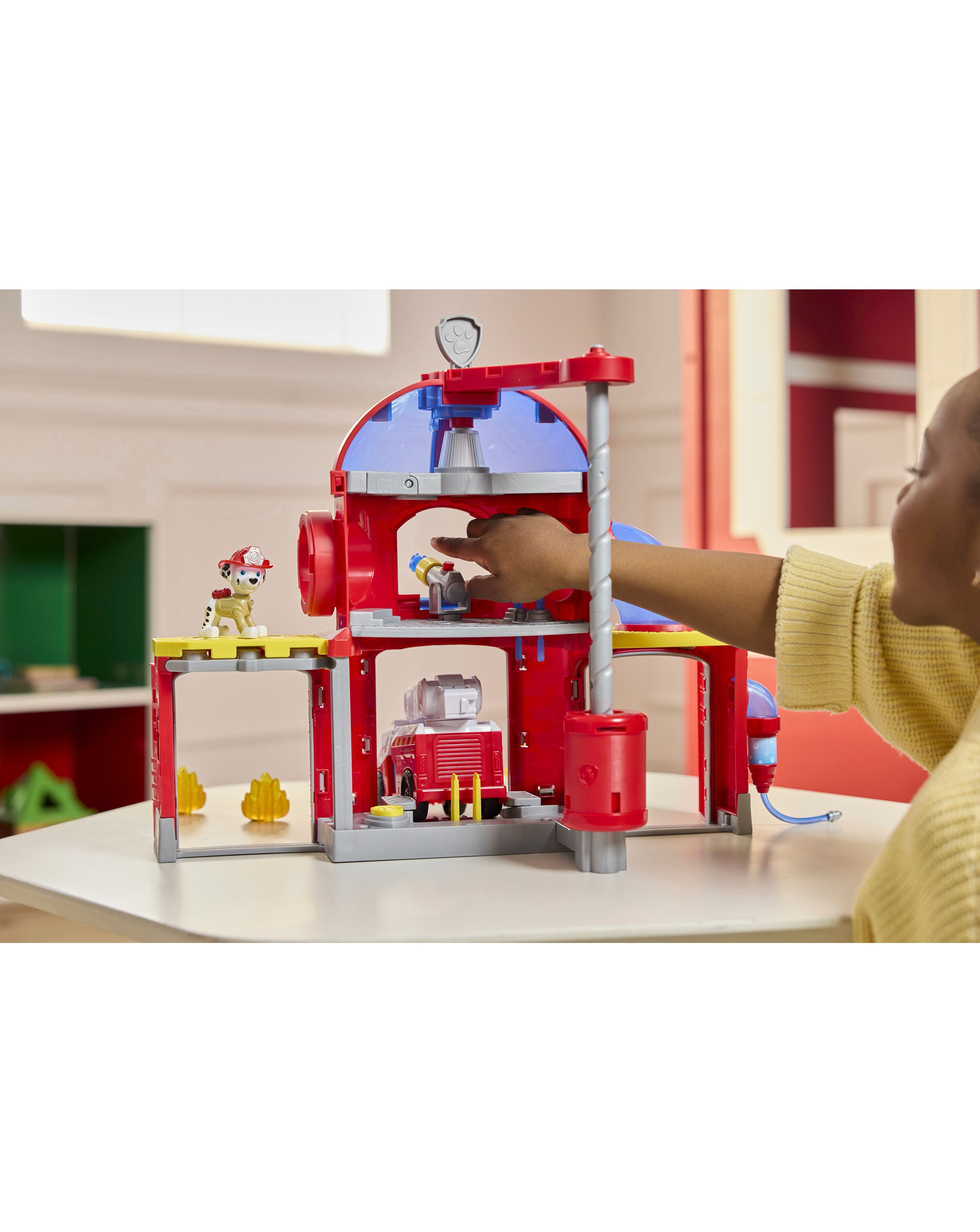 Paw Patrol Fire Rescue Command Centre with Marshall Figure 7 Paw Patrol Fire Rescue Command Centre with Marshall Figure