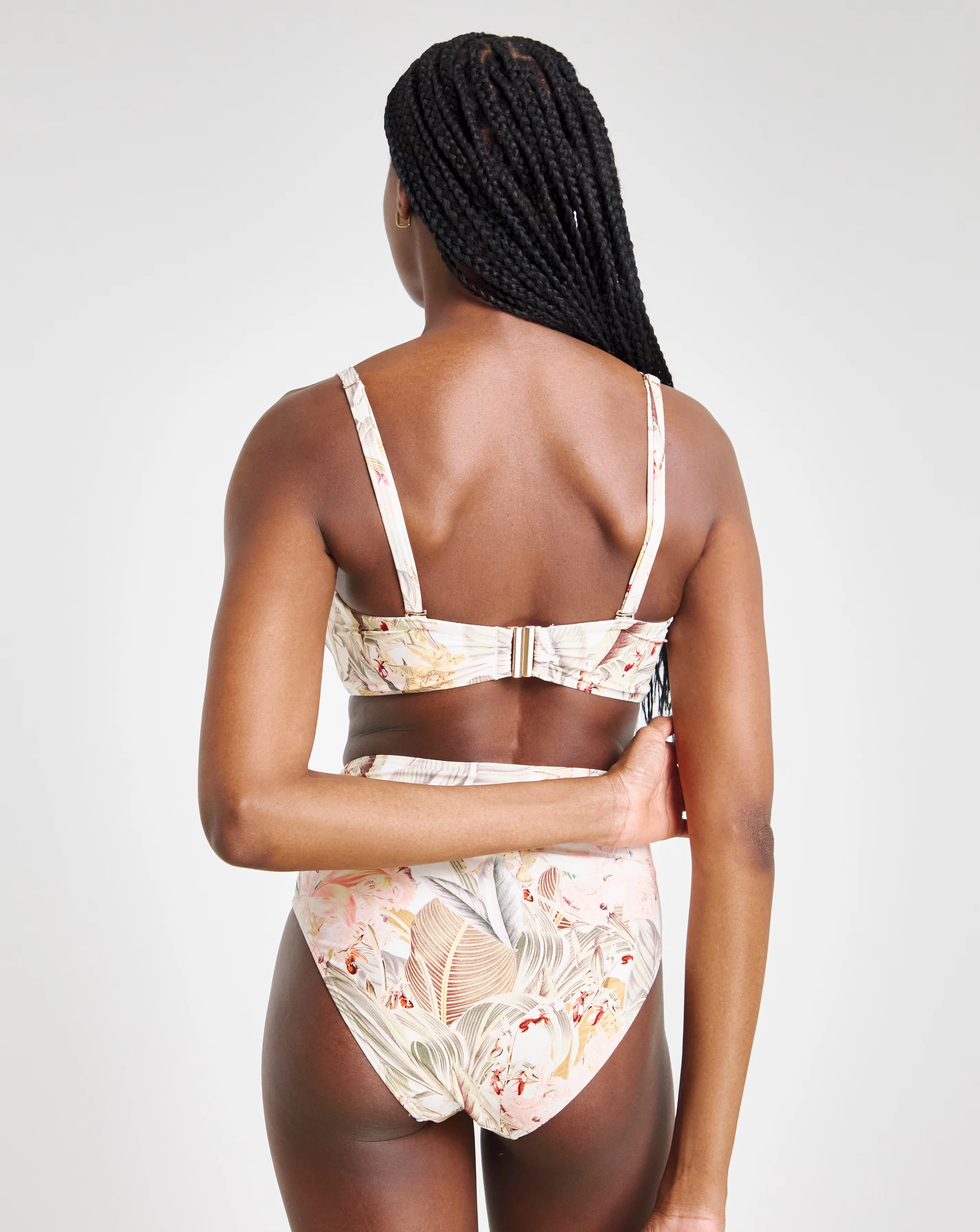 MAGISCULPT Medium Control Twist Front High Waist Bikini Bottoms 4 MAGISCULPT Medium Control Twist Front High Waist Bikini Bottoms