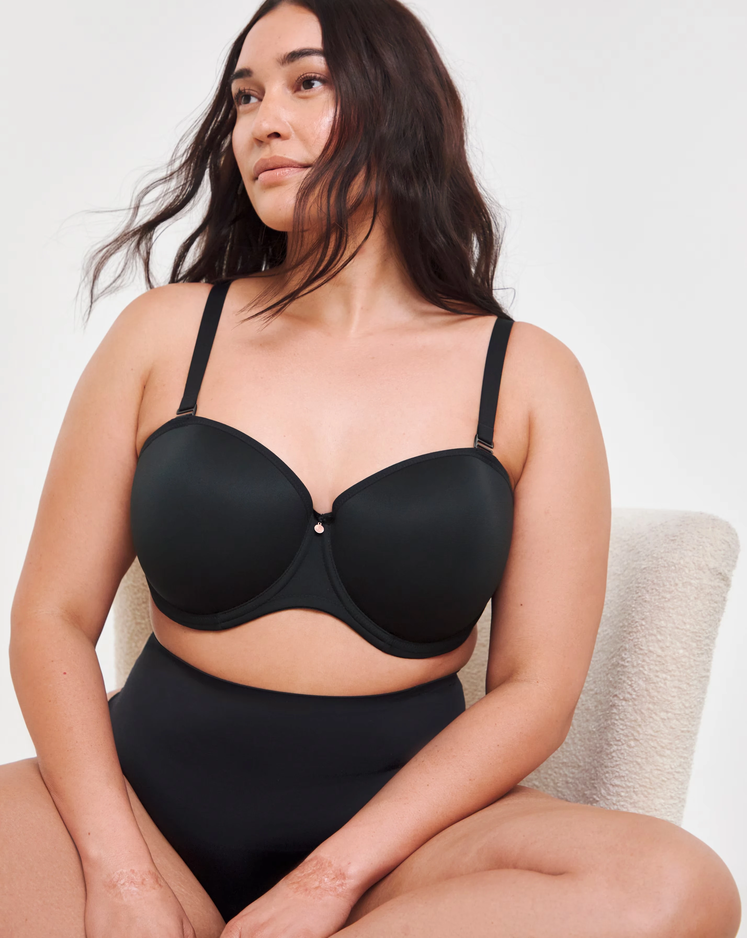Elomi Smooth Wirec Moulded Strapless Bra 5 Elomi Smooth Wirec Moulded Strapless Bra