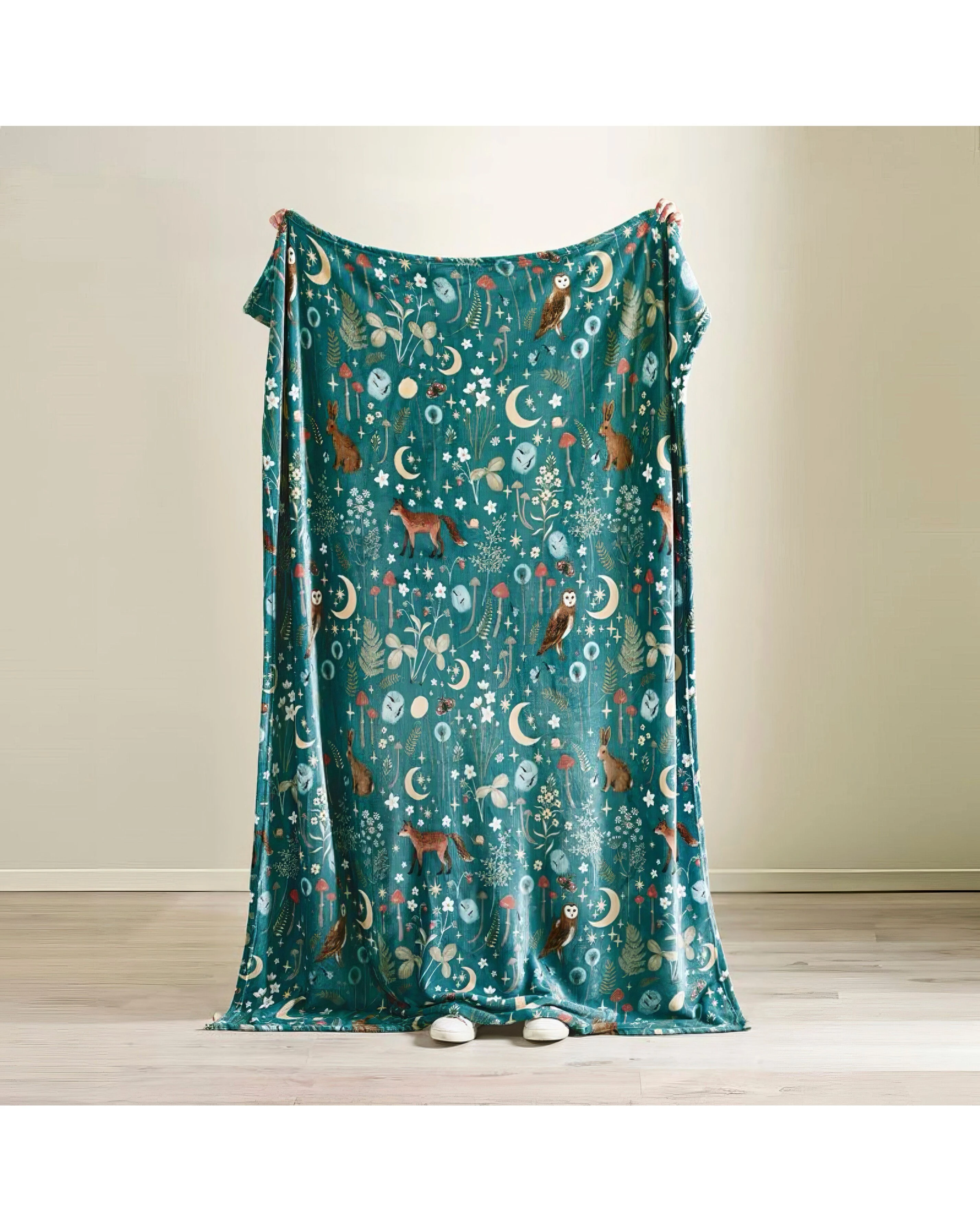 Catherine Lansfield Enchanted Twilight Fleece Throw - Forest Green 2 Catherine Lansfield Enchanted Twilight Fleece Throw - Forest Green