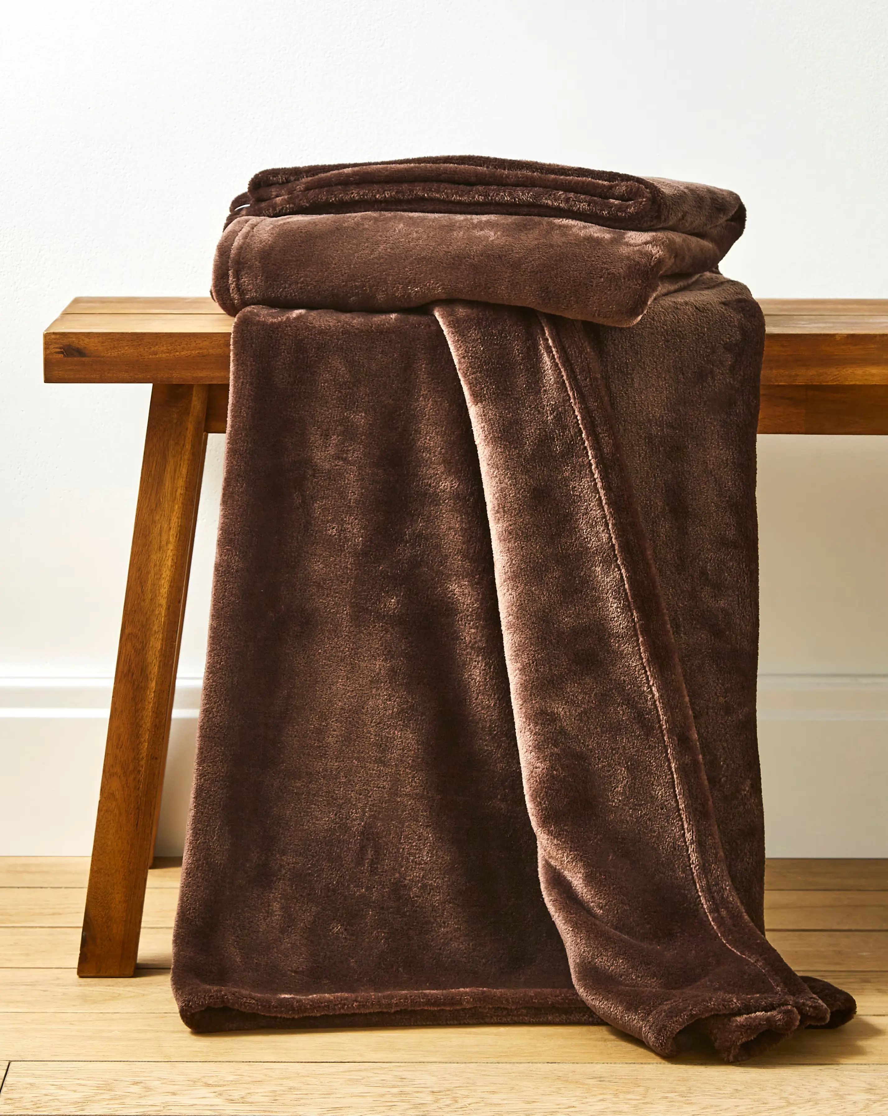 Plush Fleece Throw - Chocolate 1 Plush Fleece Throw - Chocolate