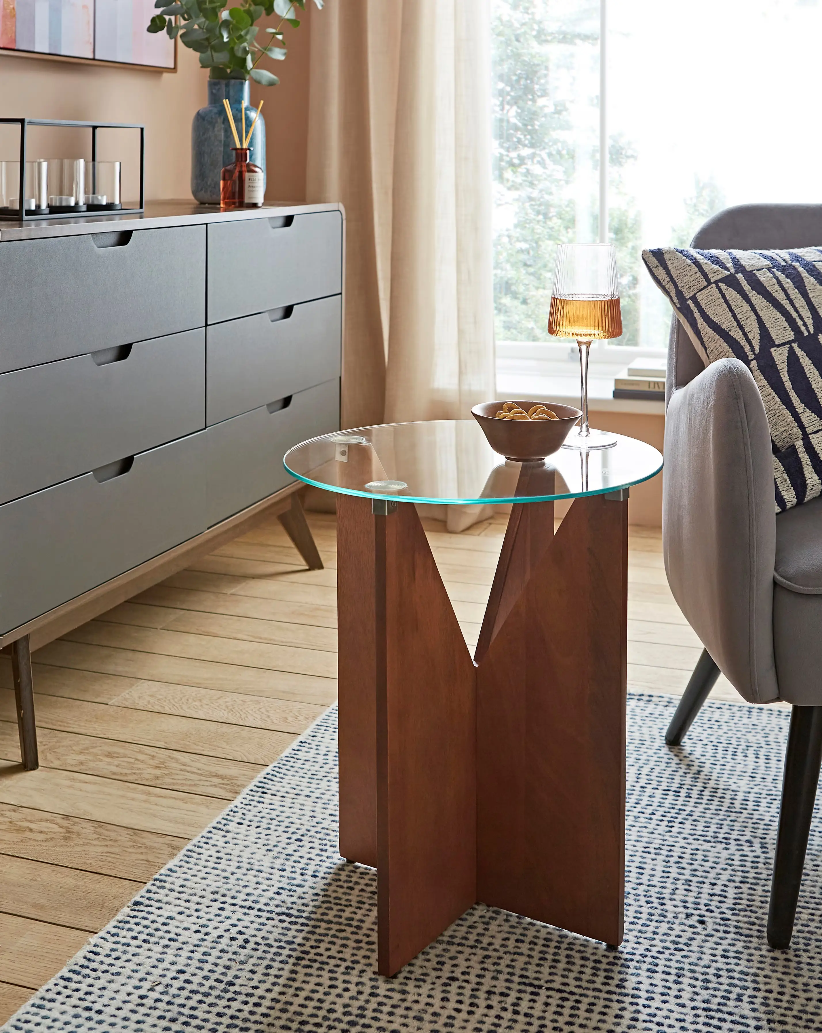 Gray & Osbourn No. 127 Accent Table 1 Gray & Osbourn No. 127 Accent Table