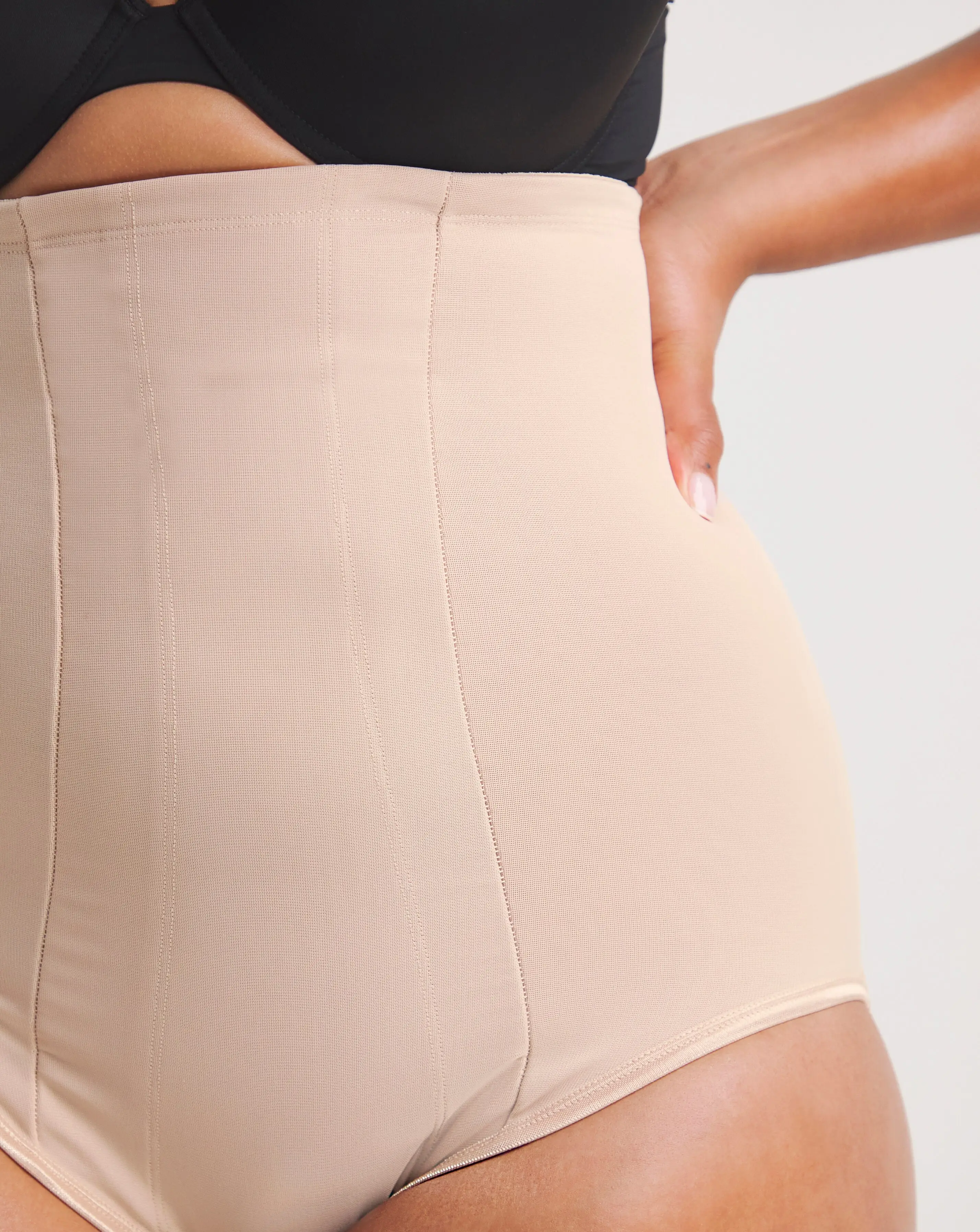 Miraclesuit Classic Firm Control Hi Waist Knicker 5 Miraclesuit Classic Firm Control Hi Waist Knicker