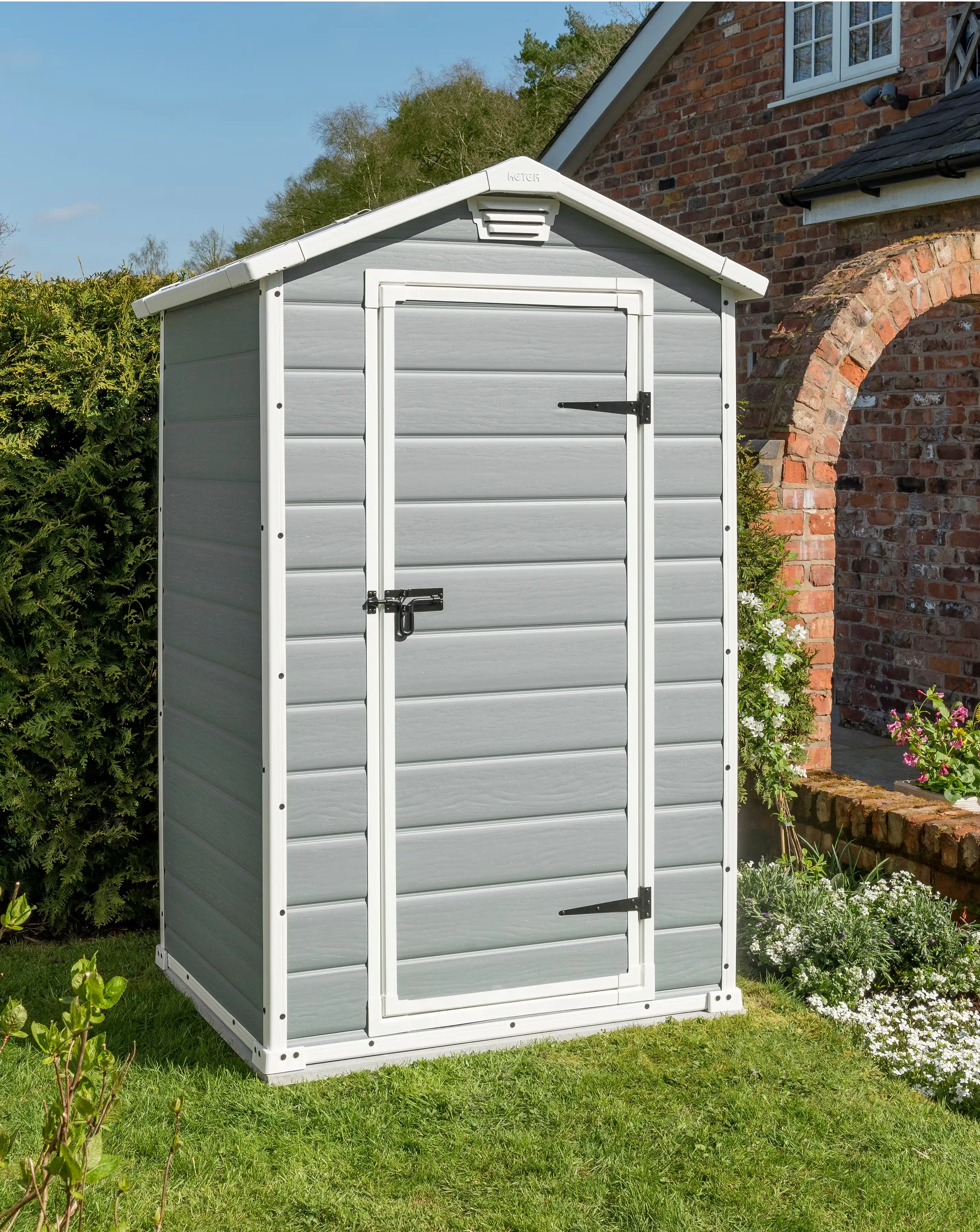 Keter Manor 4x3 Plastic Shed 4 Keter Manor 4x3 Plastic Shed