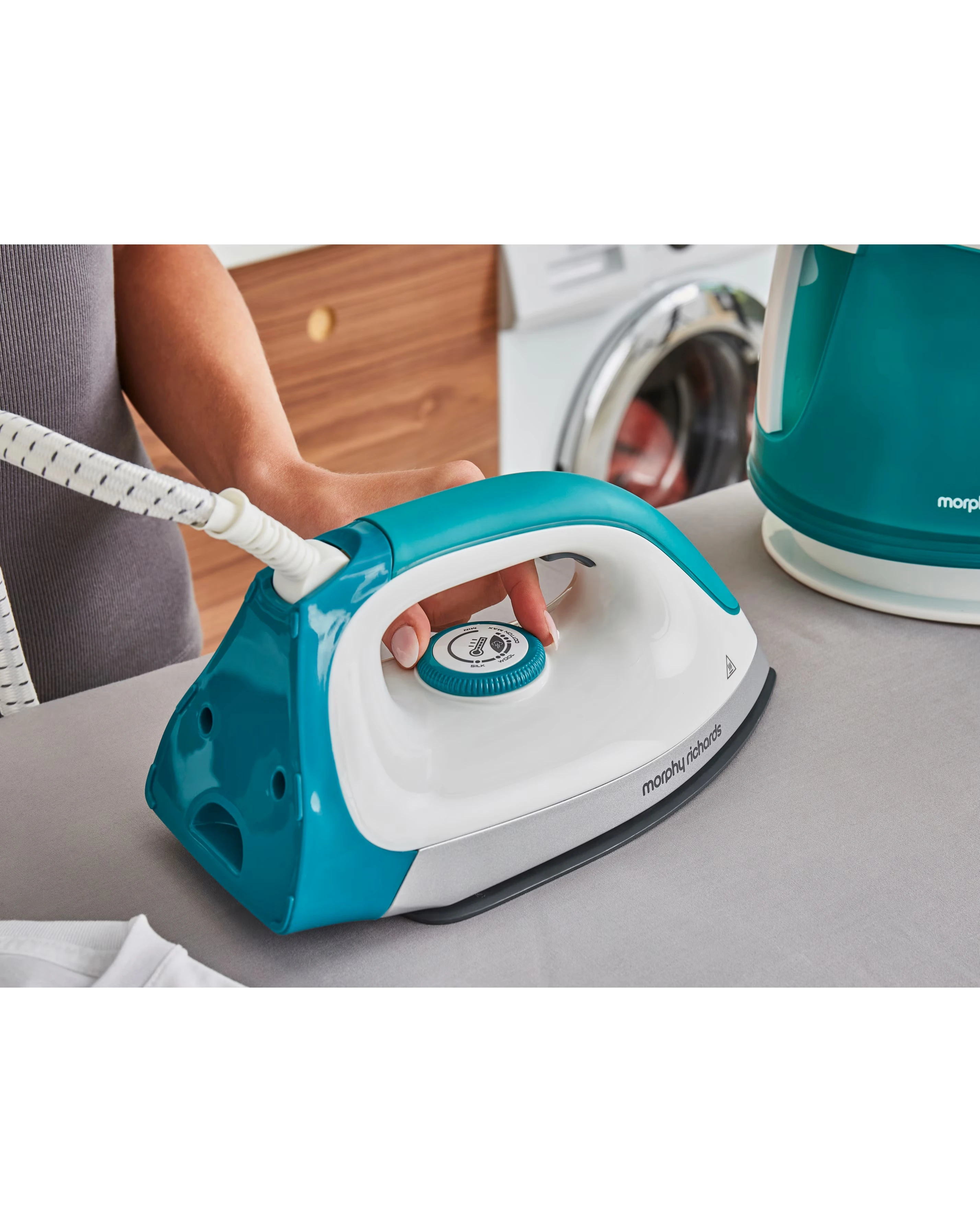 Morphy Richards Power 2400W Steam Elite Steam Generator 6 Morphy Richards Power 2400W Steam Elite Steam Generator