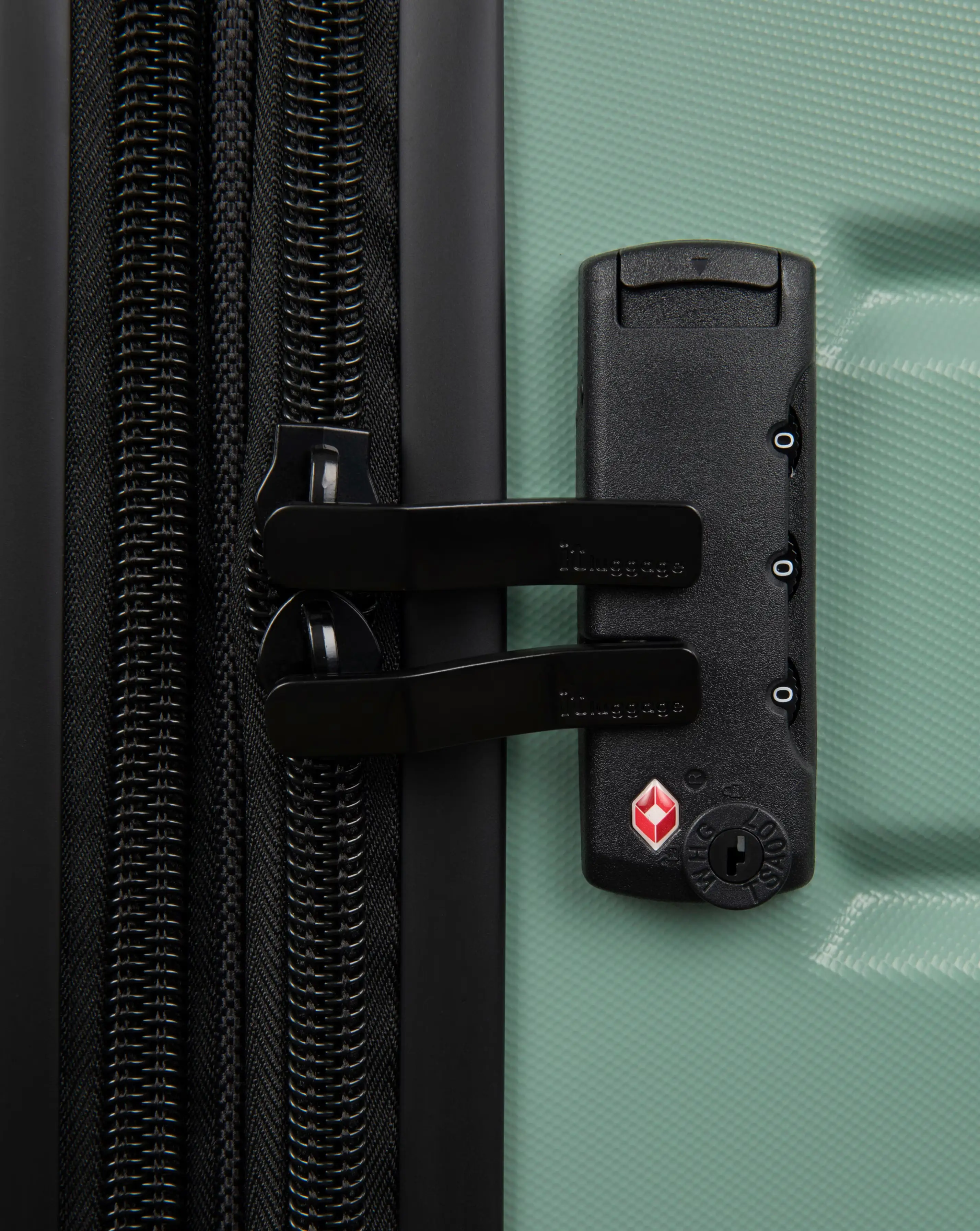 IT Luggage Gravitate 3pc Suitcase Set - Green 9 IT Luggage Gravitate 3pc Suitcase Set - Green