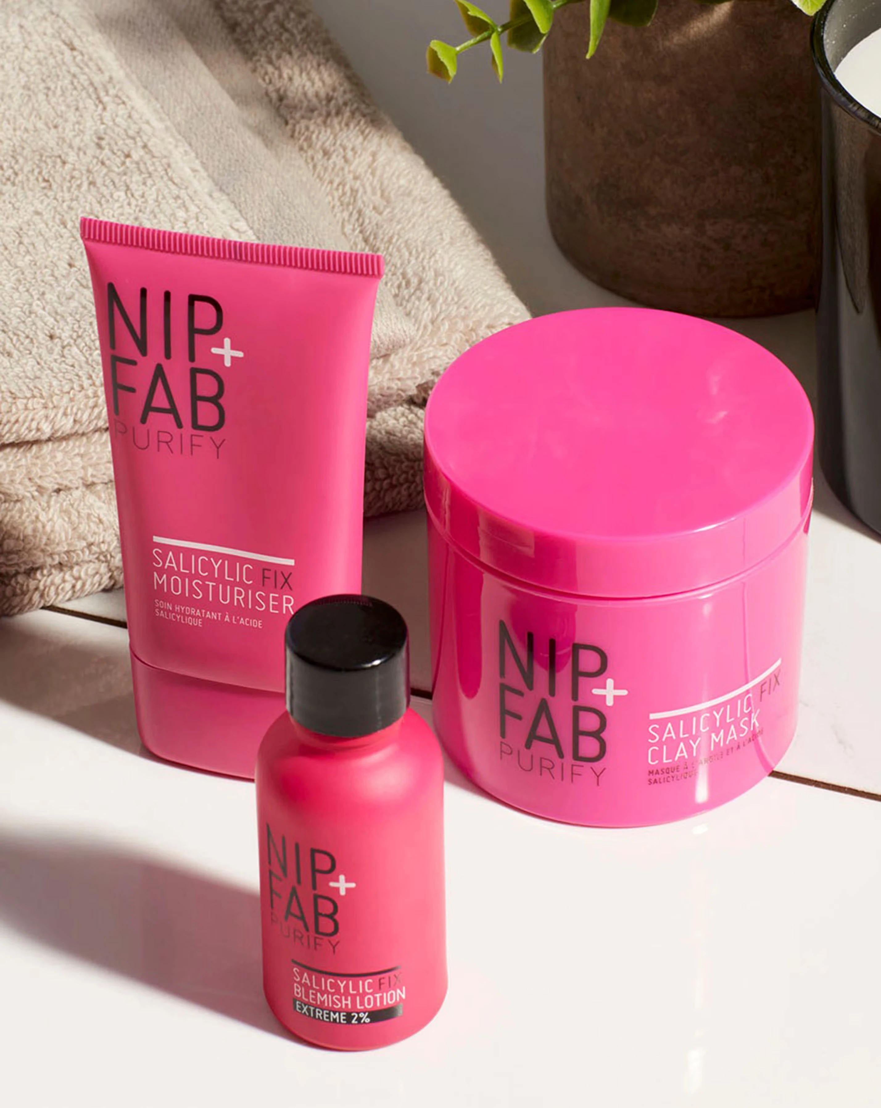 NIP+FAB Salicylic Fix Clay Mask - 170ml 3 NIP+FAB Salicylic Fix Clay Mask - 170ml