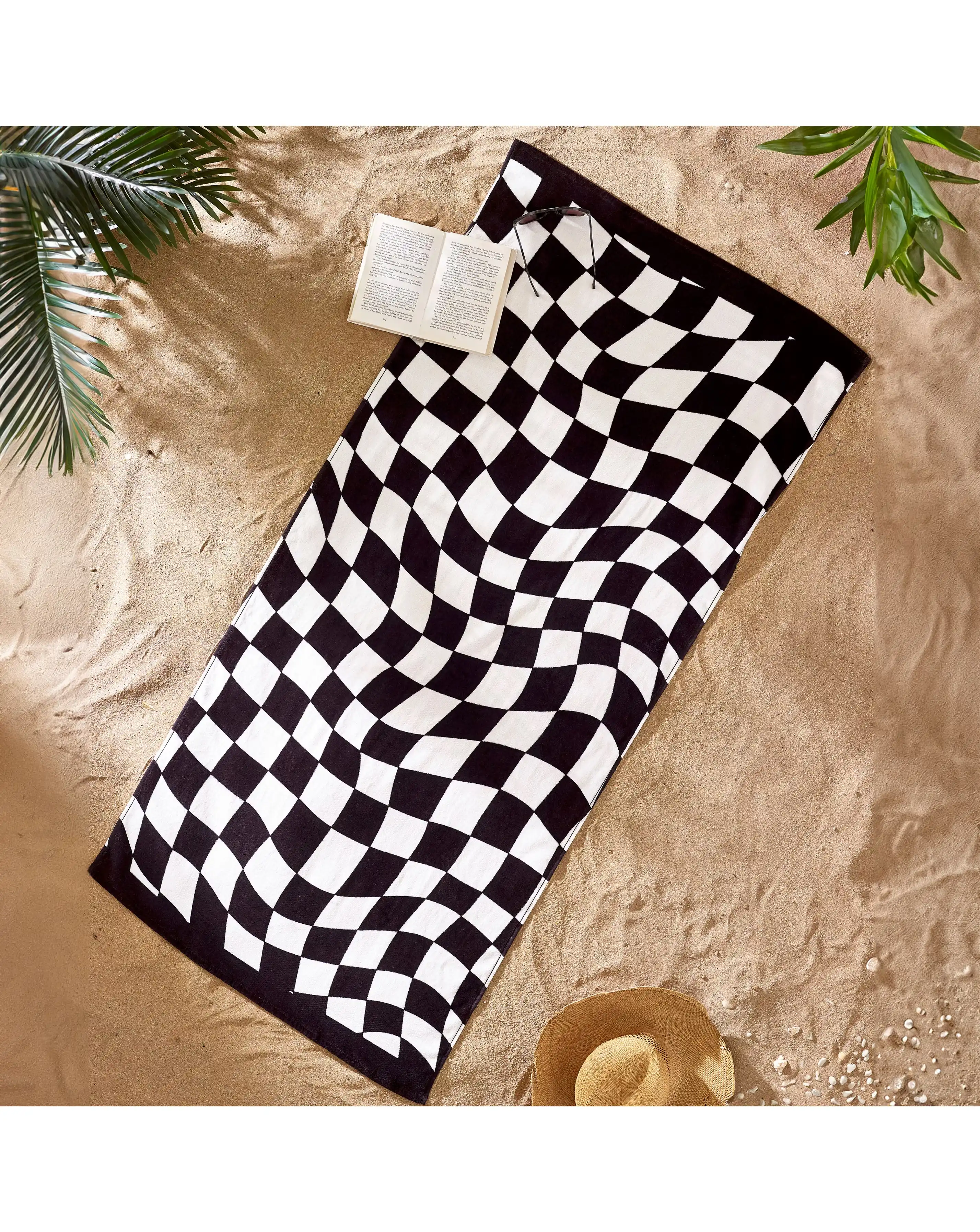 Catherine Lansfield Checkerboard Beach Towel 1 Catherine Lansfield Checkerboard Beach Towel