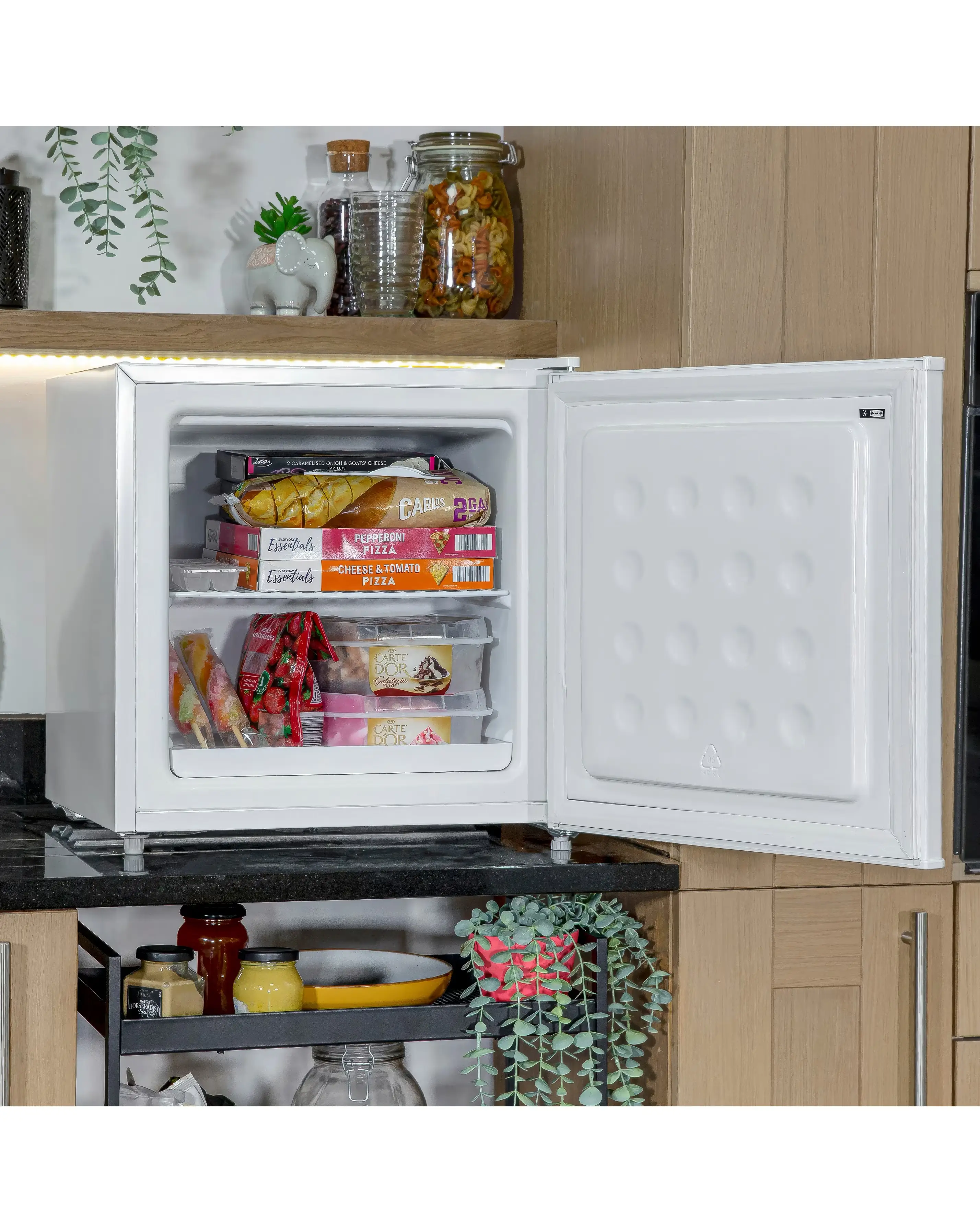 Kuhla KTTFZ0E5W White Table Top Freezer 9 Kuhla KTTFZ0E5W White Table Top Freezer
