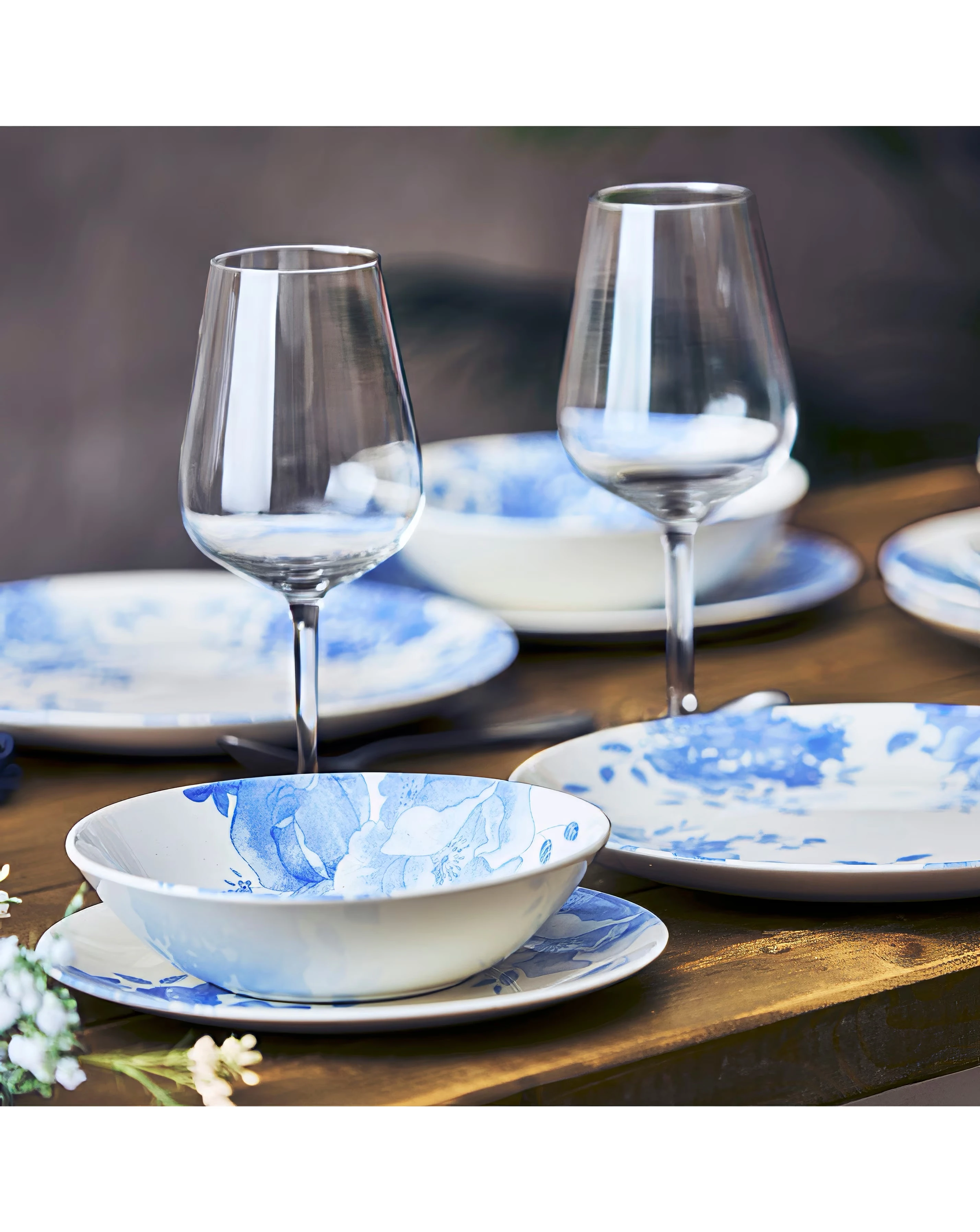 Wade Floral 12 Piece Dinner Set 4 Wade Floral 12 Piece Dinner Set