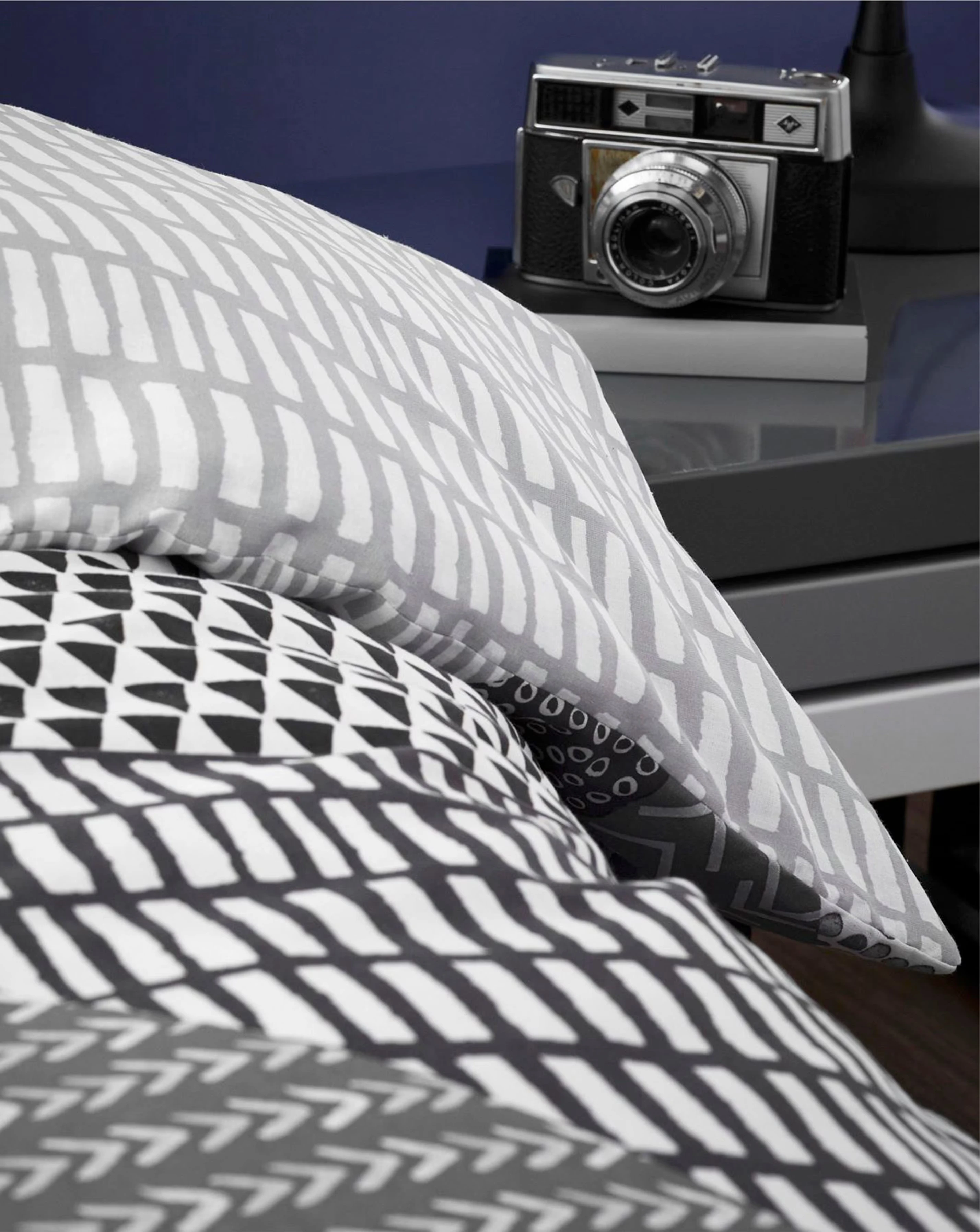 Catherine Lansfield Larsson Duvet Cover Set 5 Catherine Lansfield Larsson Duvet Cover Set