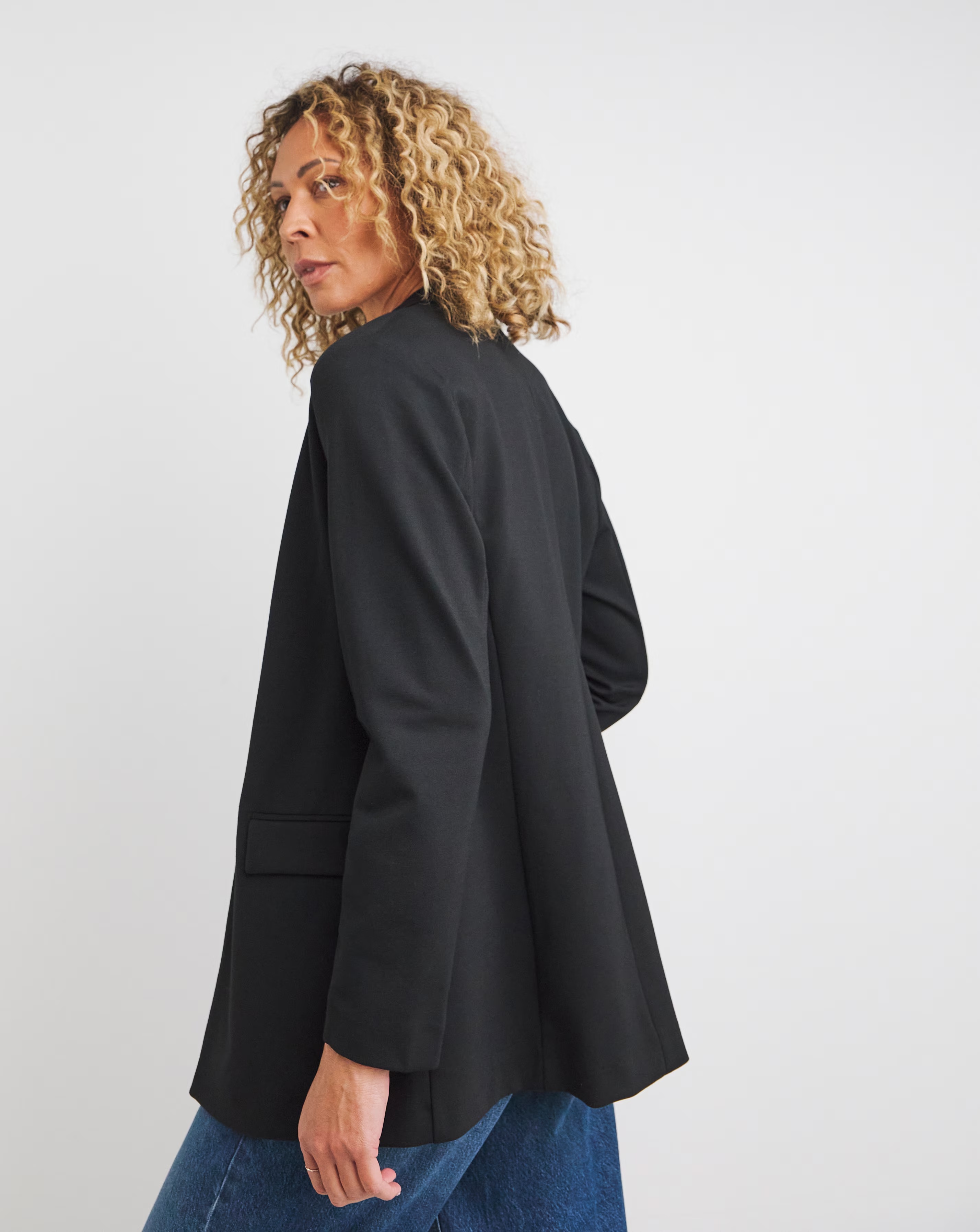 Black Ponte Edge to Edge Blazer 3 Black Ponte Edge to Edge Blazer
