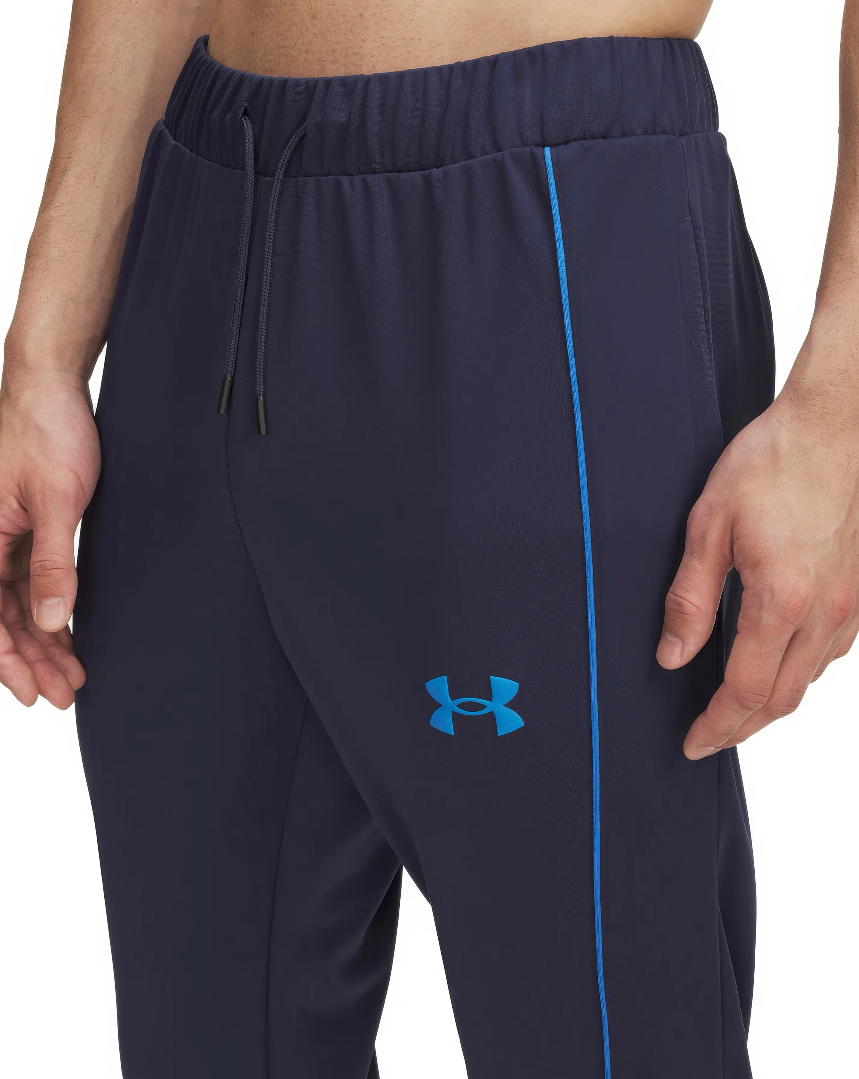 Under Armour Tracksuit 3 Under Armour Tracksuit