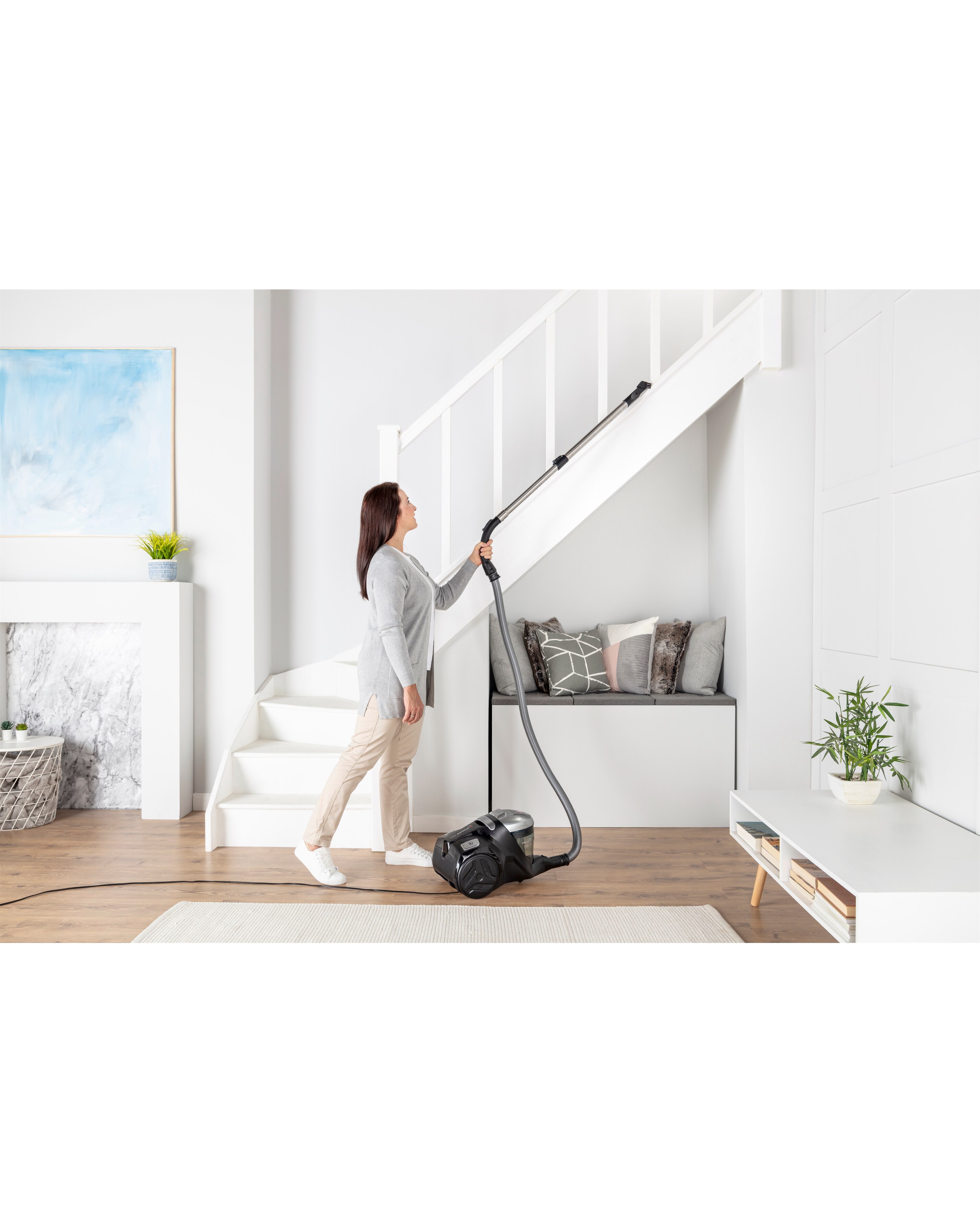 Hoover H-Power 300 Allergy& Pets Bagless Cylinder Vacuum 6 Hoover H-Power 300 Allergy& Pets Bagless Cylinder Vacuum
