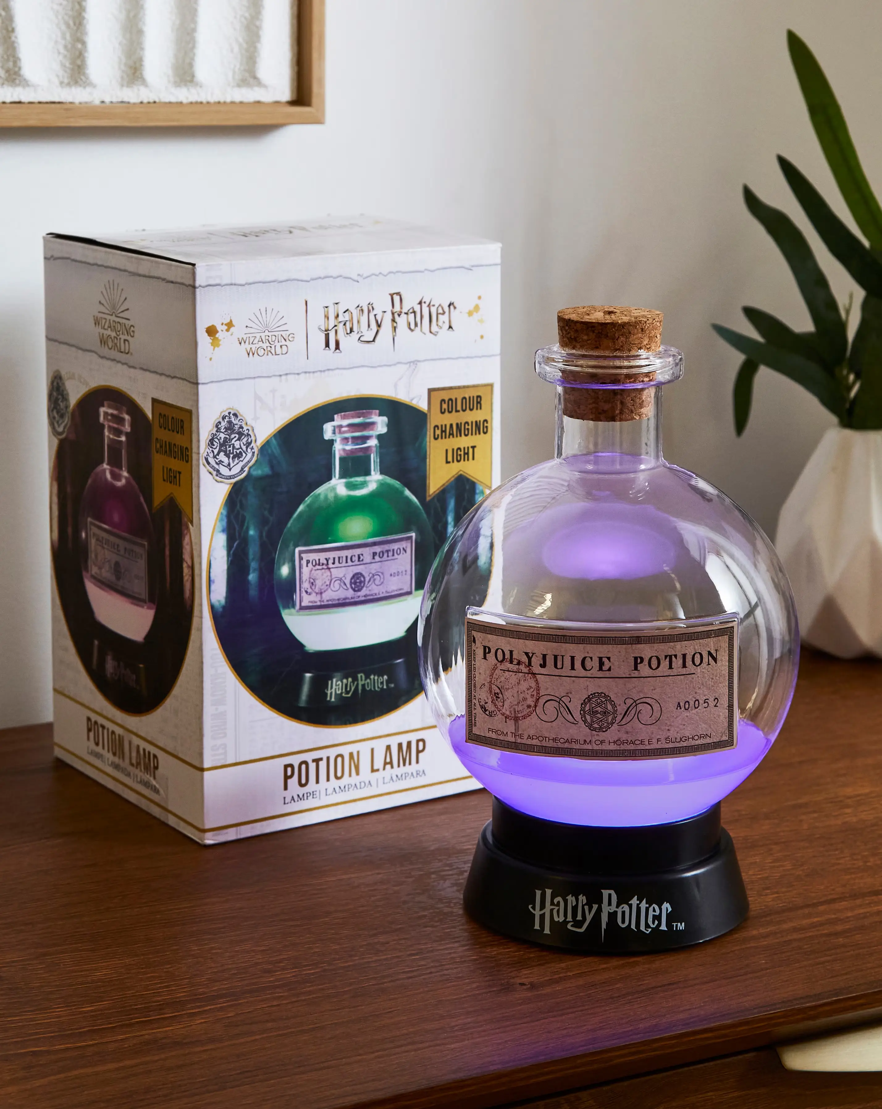 Harry Potter Large Potion Lamp - 20cm Tall 1 Harry Potter Large Potion Lamp - 20cm Tall