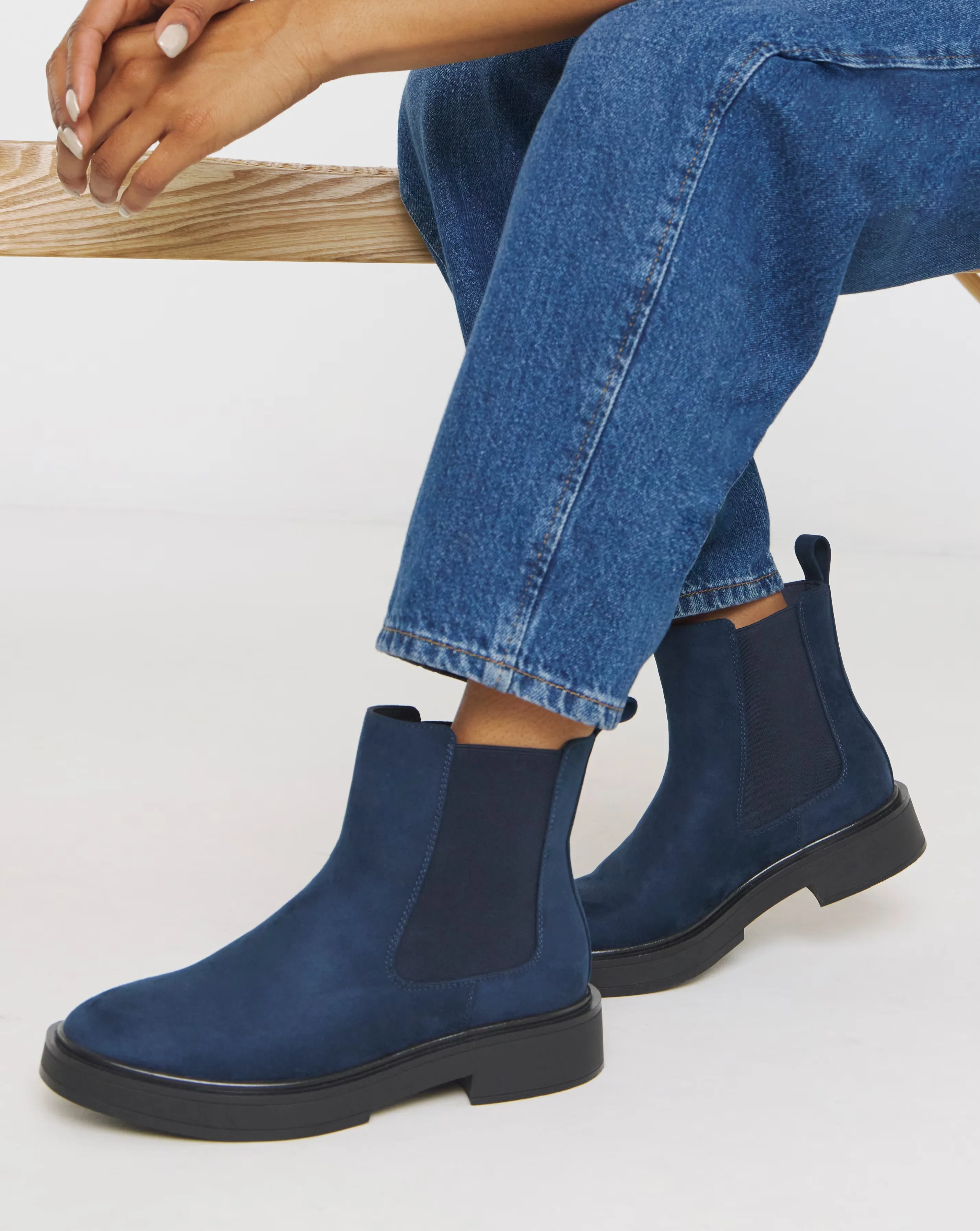 Arya Classic Chelsea Boots Wide E Fit 1 Arya Classic Chelsea Boots Wide E Fit