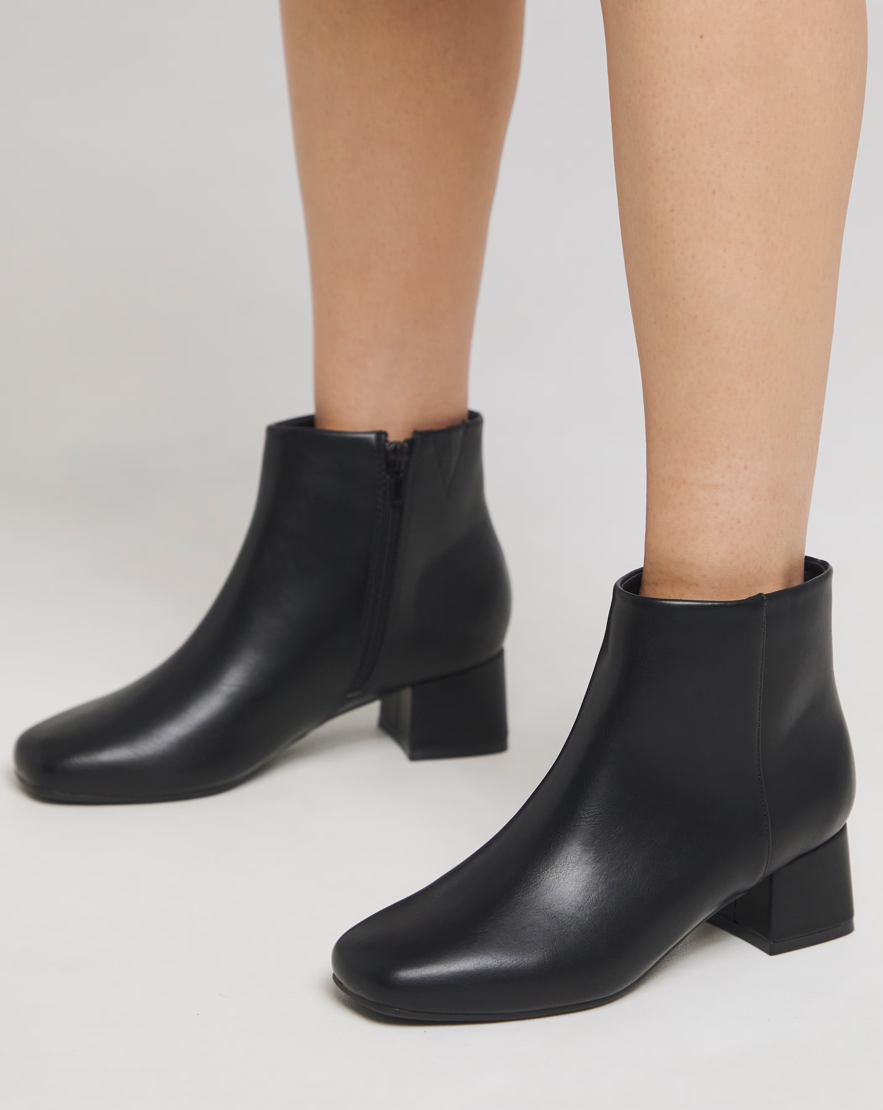 Kit Low Block Heel Ankle Boots Extra Wide EEE Fit 2 Kit Low Block Heel Ankle Boots Extra Wide EEE Fit