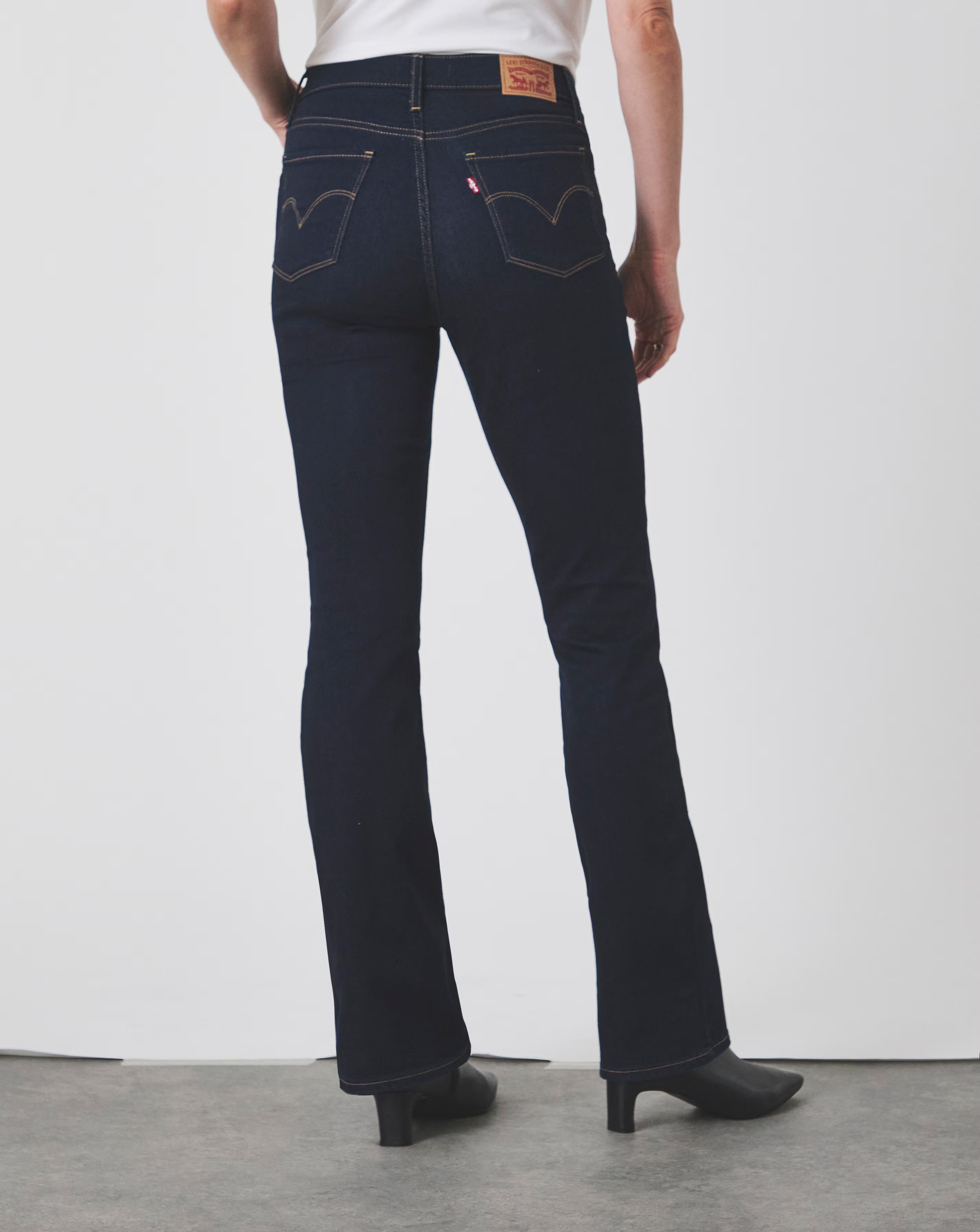 Levi's Shaping Boot Cut Jeans - 32 4 Levi's Shaping Boot Cut Jeans - 32