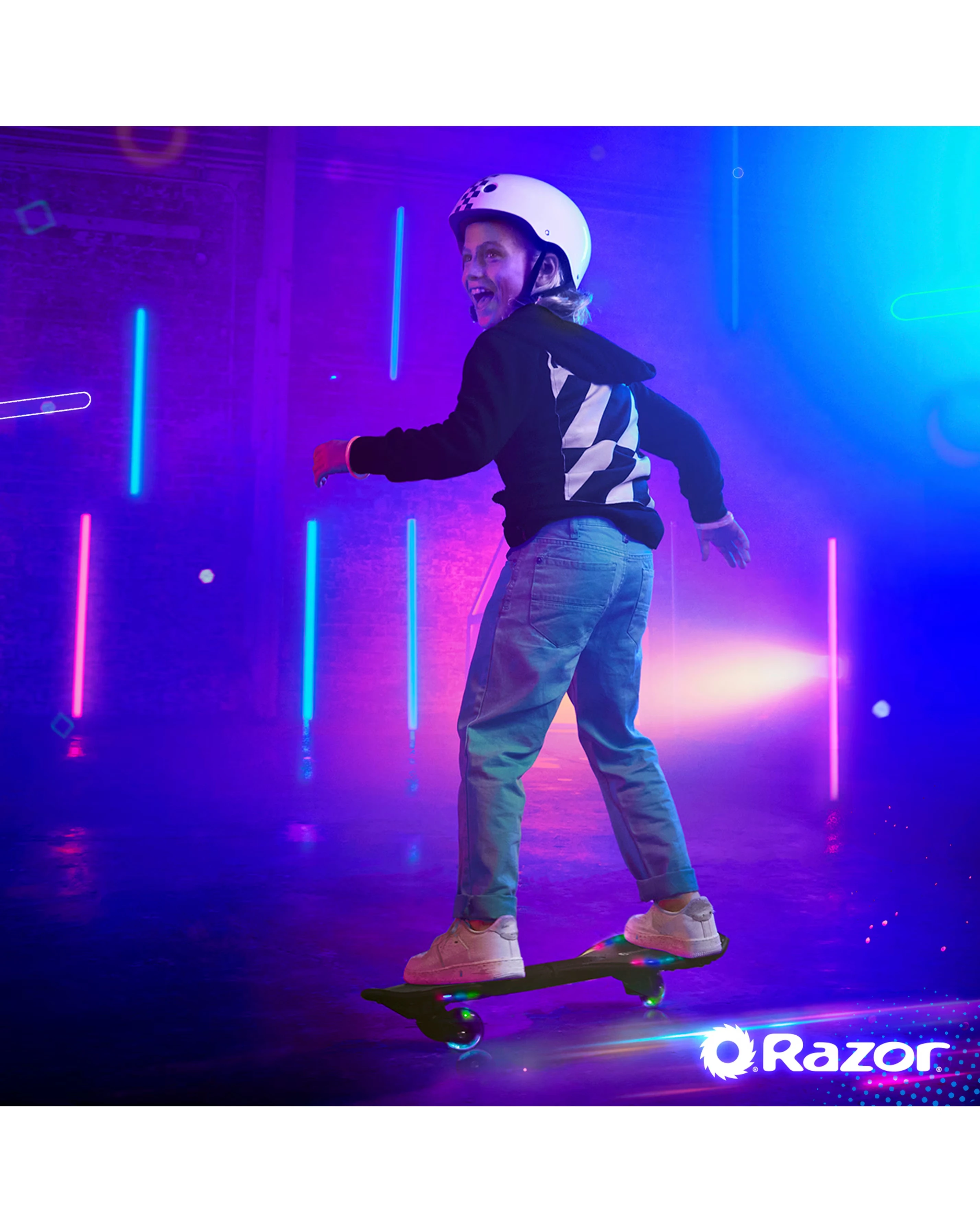 Razor LightShow Ripster Skateboard 7 Razor LightShow Ripster Skateboard