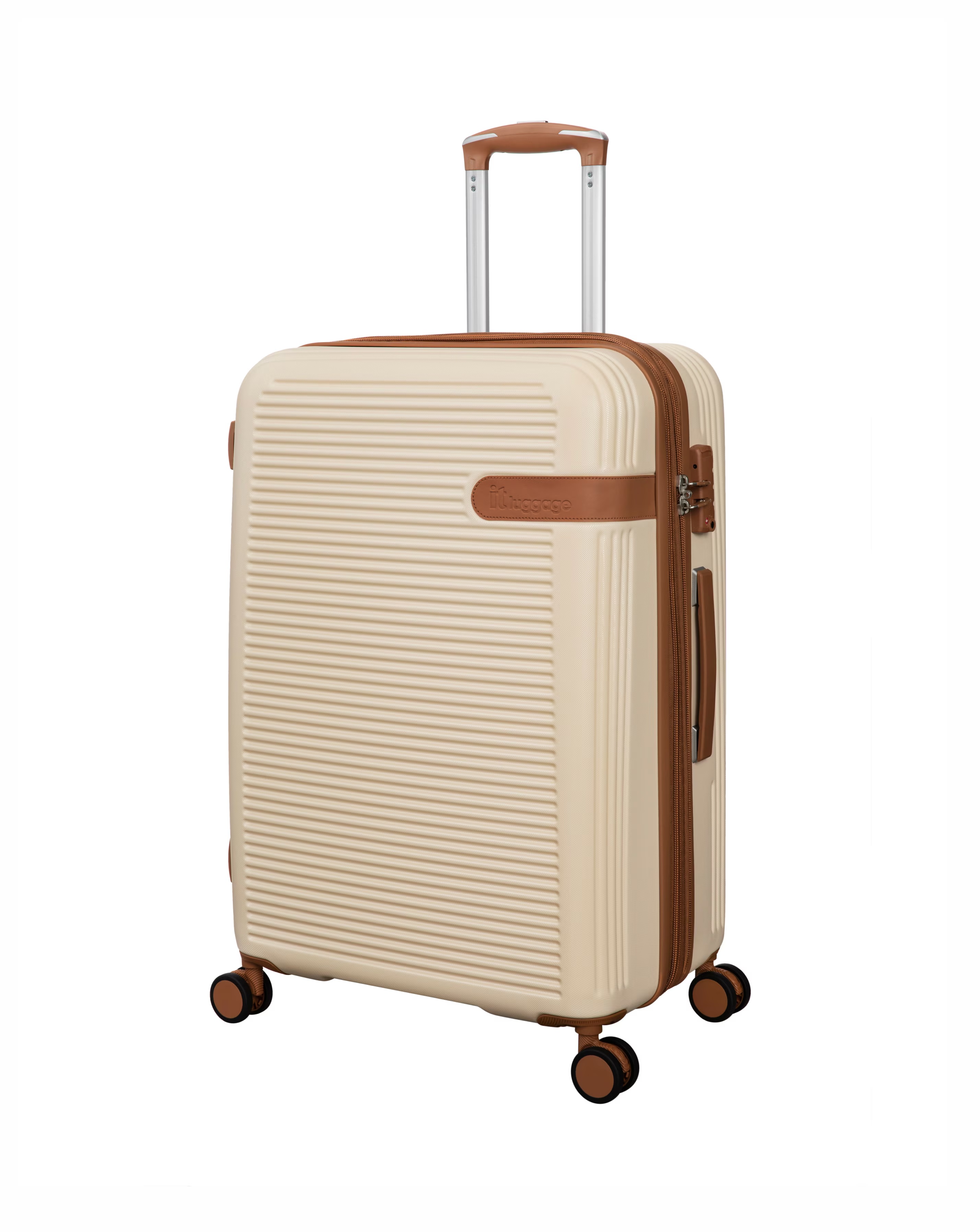 IT Luggage Clarify Medium Suitcase 1 IT Luggage Clarify Medium Suitcase