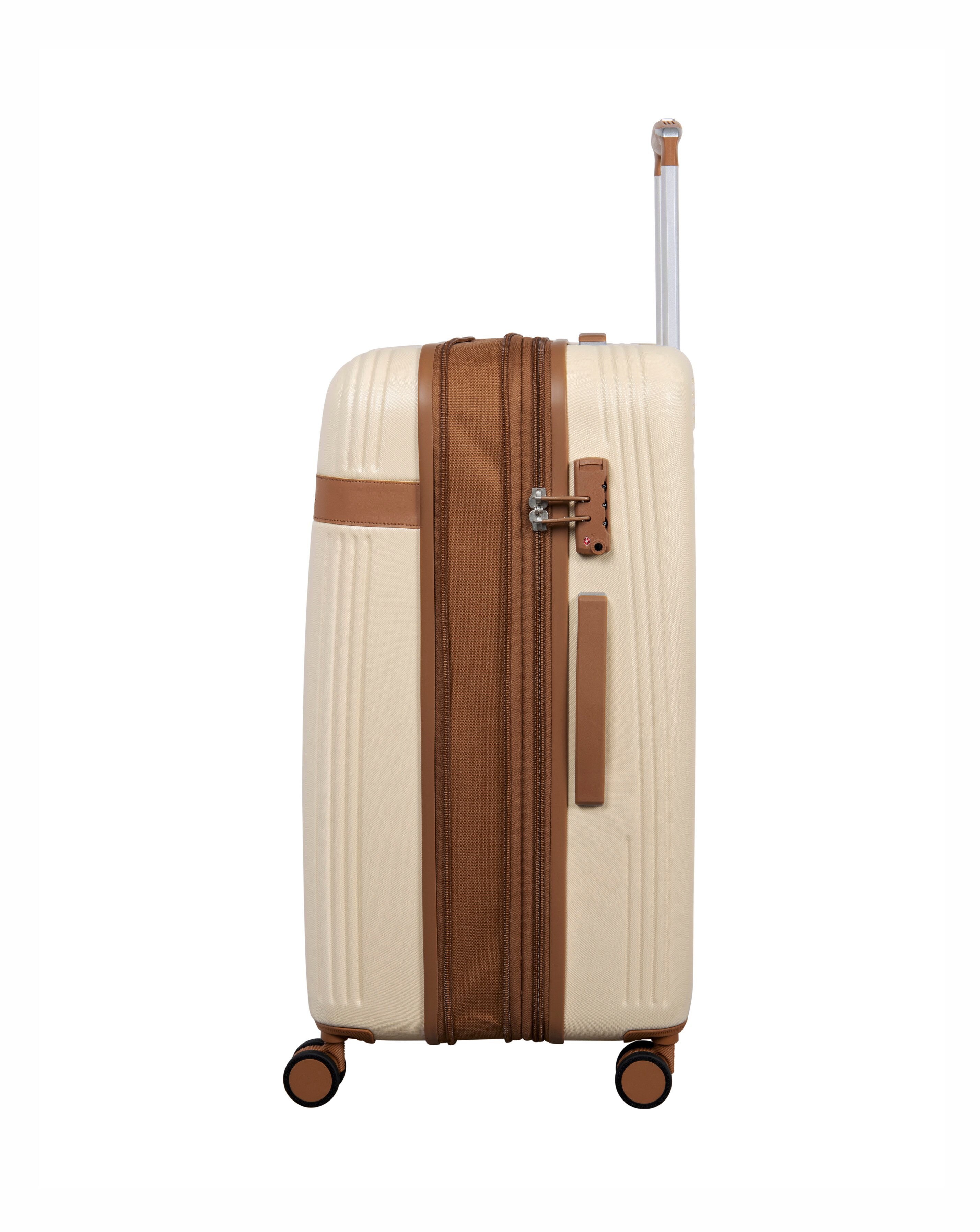 IT Luggage Clarify Medium Suitcase 4 IT Luggage Clarify Medium Suitcase