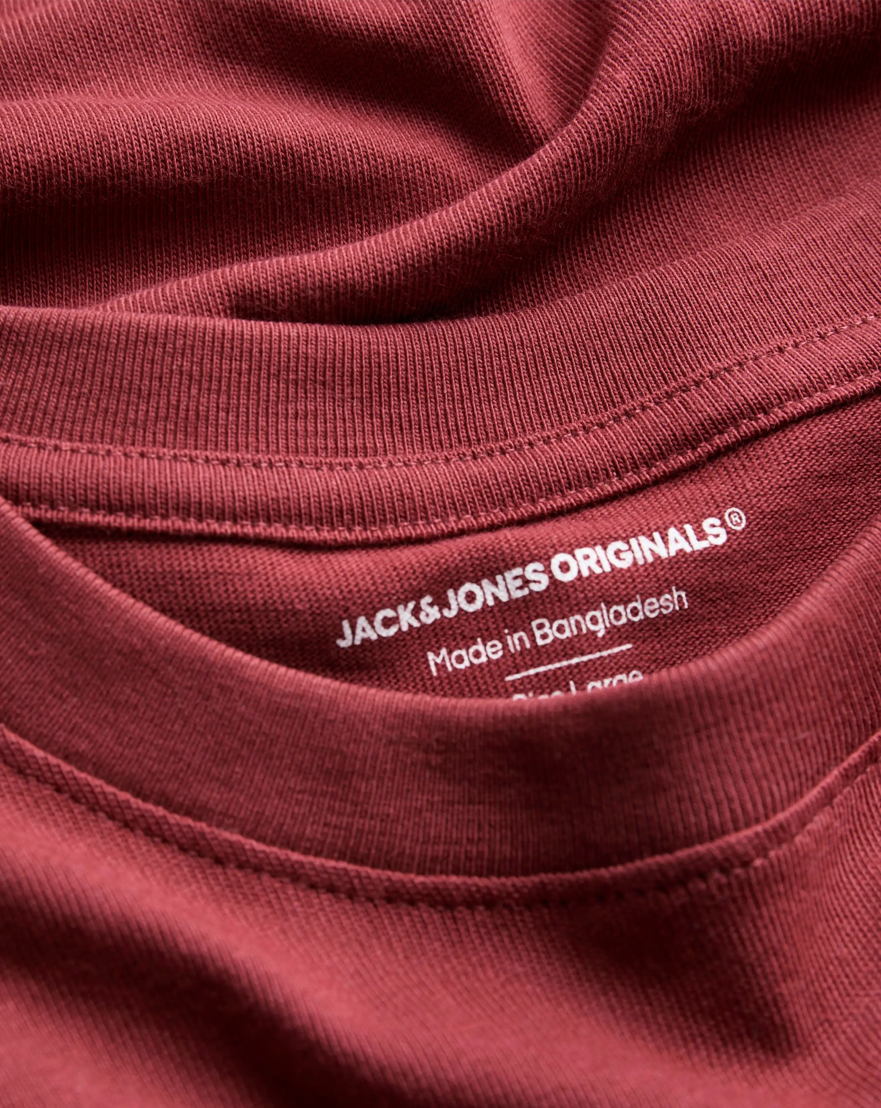 Jack & Jones York Logo T-Shirt - Red 3 Jack & Jones York Logo T-Shirt - Red