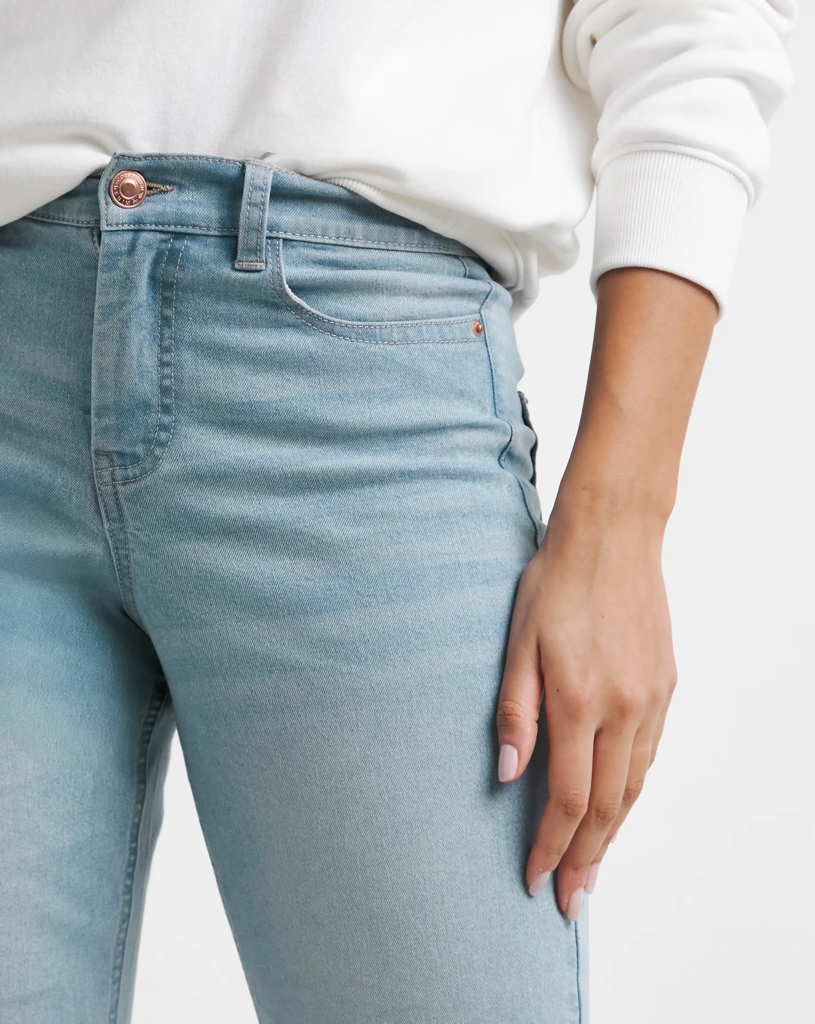 Simply Be Light Wash 24/7 Boyfriend Jeans 7 Simply Be Light Wash 24/7 Boyfriend Jeans