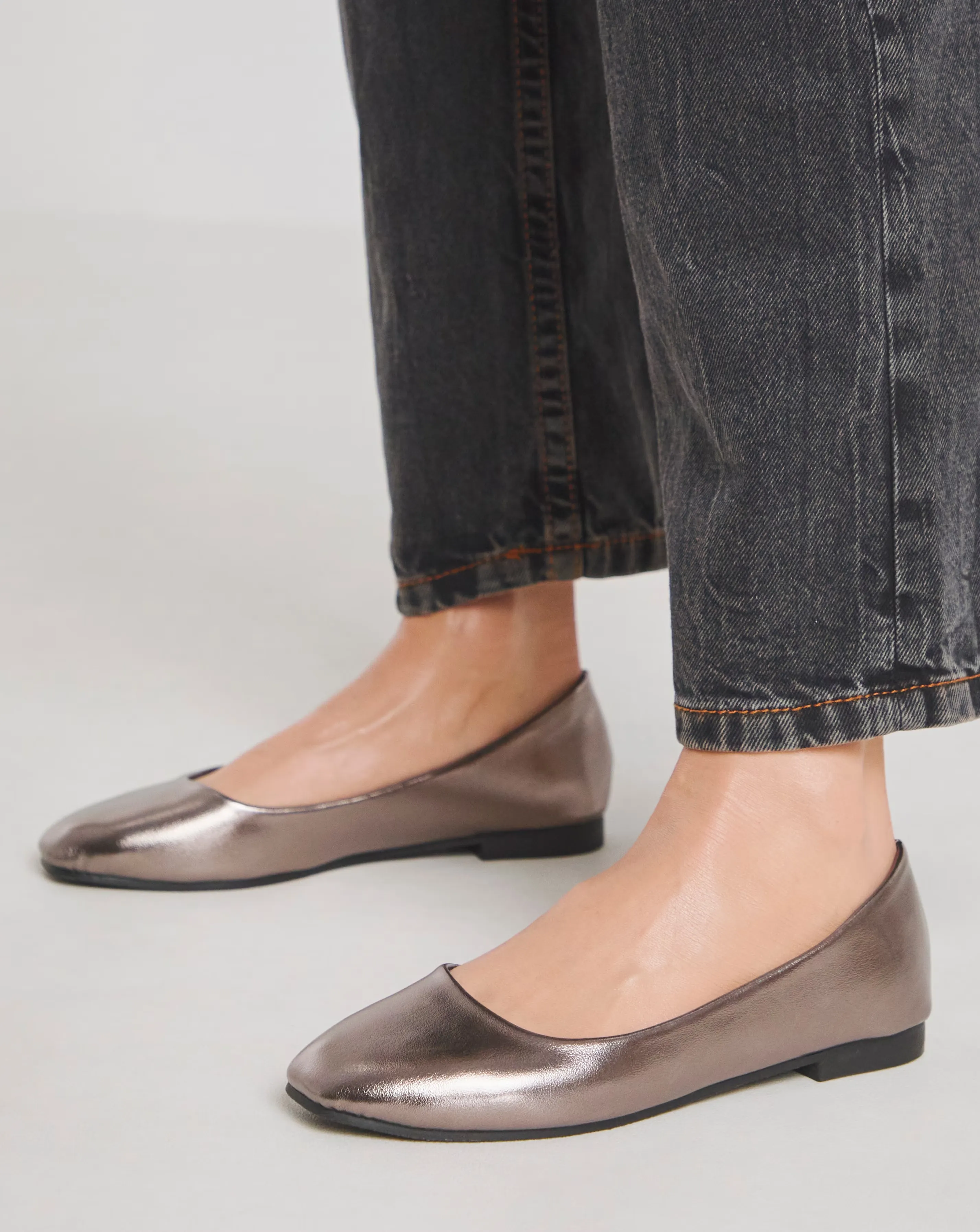 Clarice Square Toe Ballerina Shoes - Extra Wide Fit (EEE) 2 Clarice Square Toe Ballerina Shoes - Extra Wide Fit (EEE)