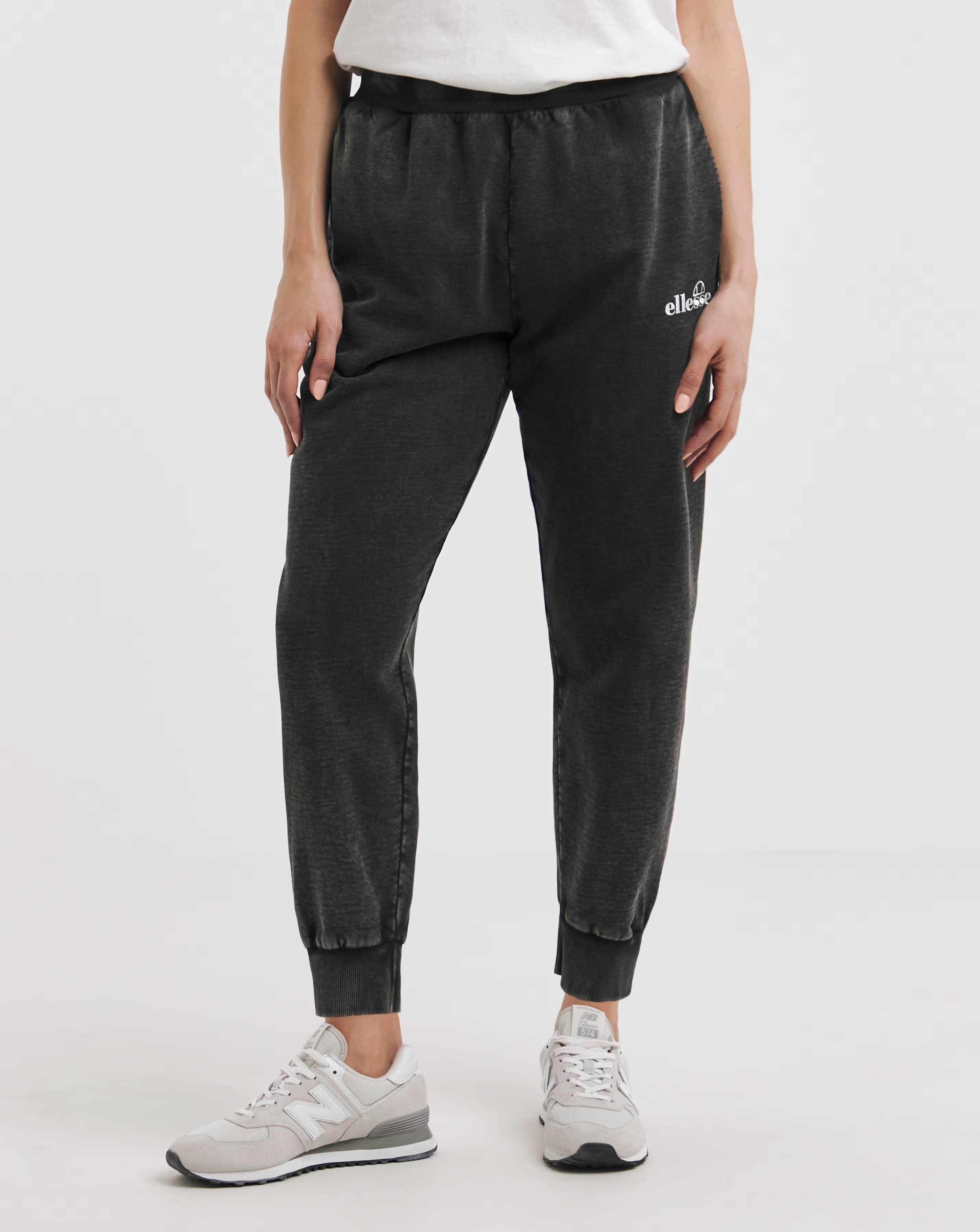 ellesse Xaya Jog Pant 3 ellesse Xaya Jog Pant