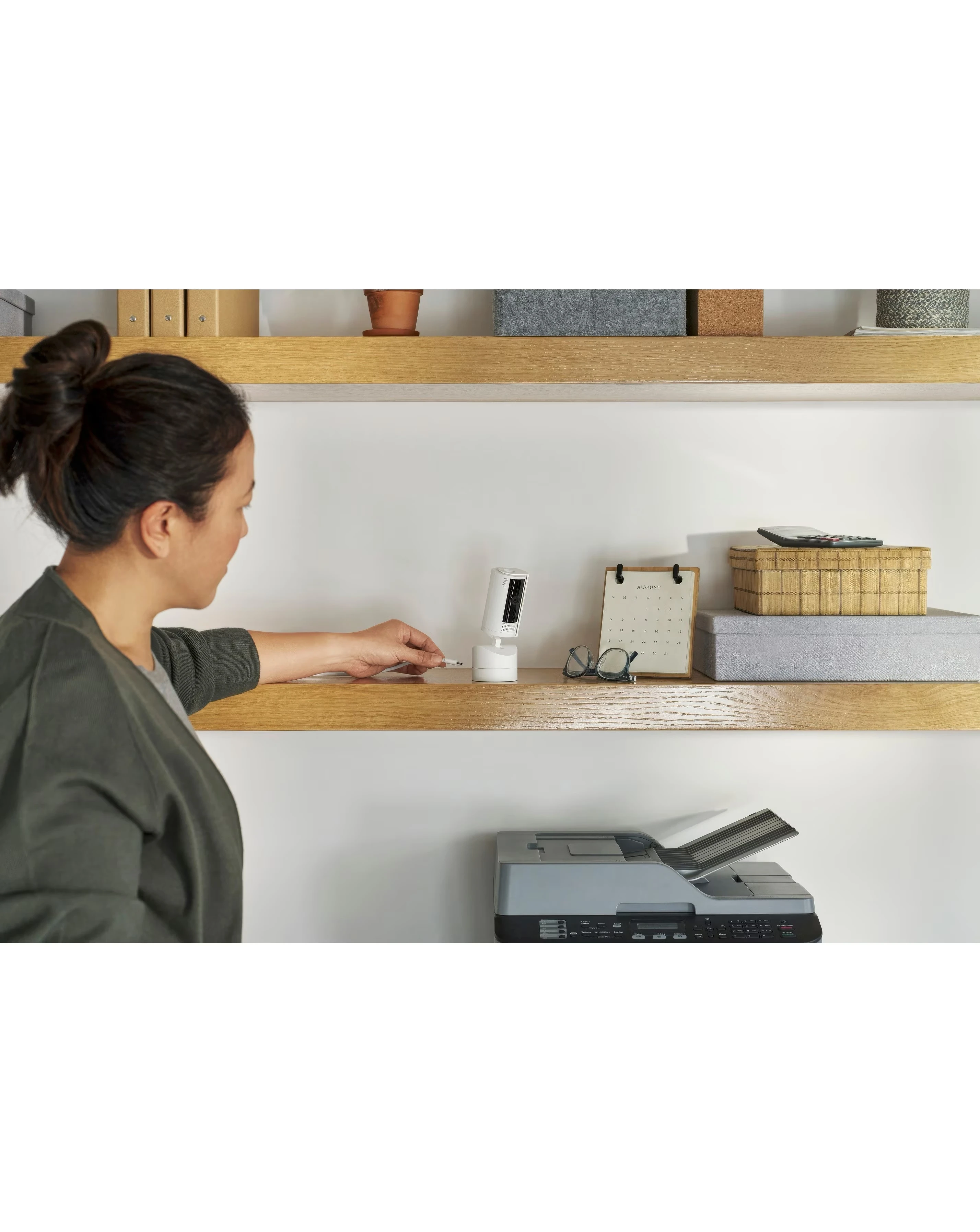 Ring Pan-Tilt Indoor Camera White 11 Ring Pan-Tilt Indoor Camera White